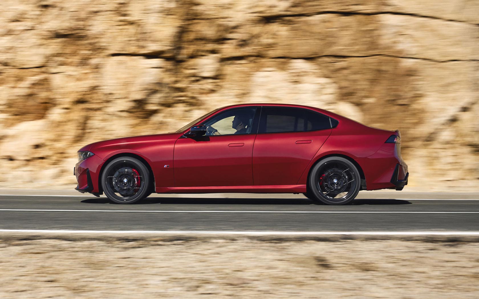 ���� BMW M350 