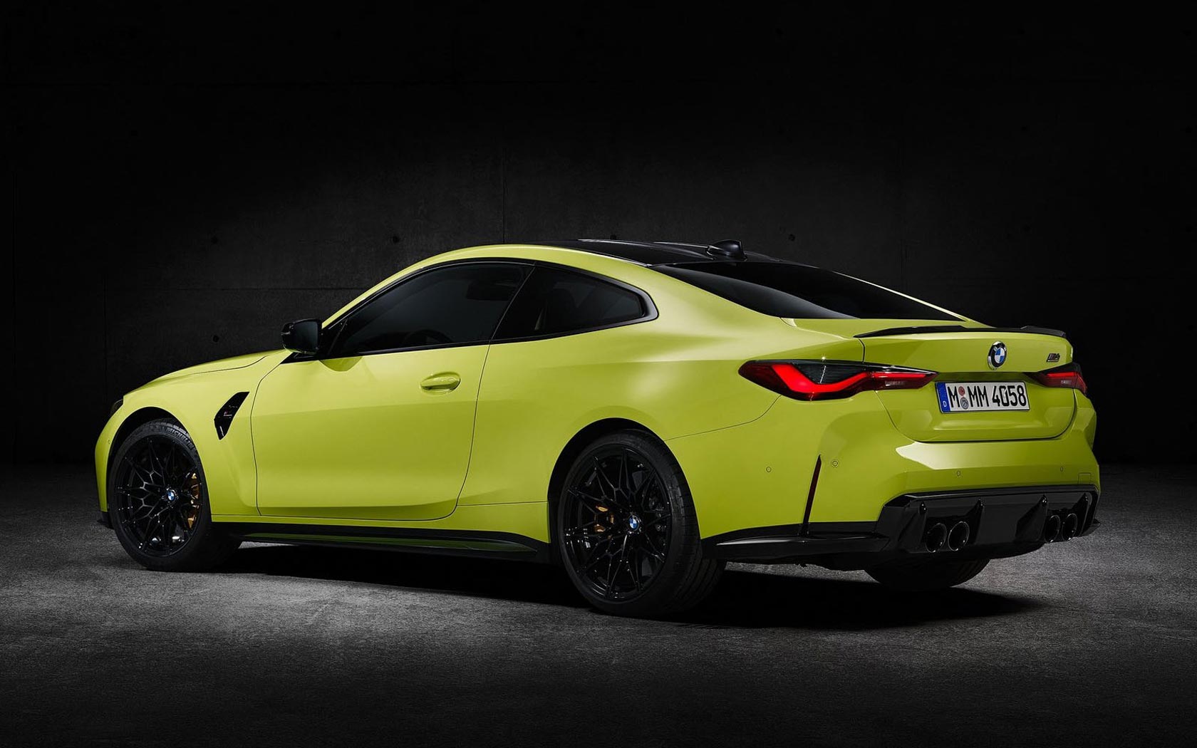  BMW M4 