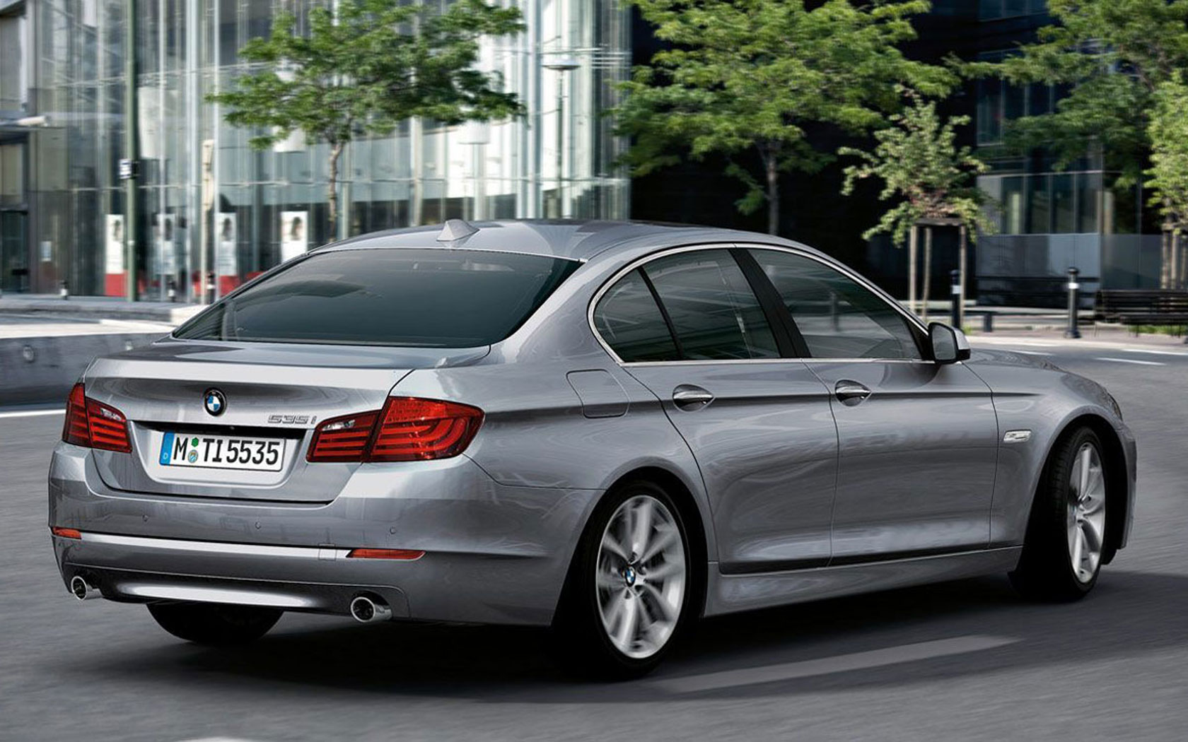  BMW 5-series (2010-2013)