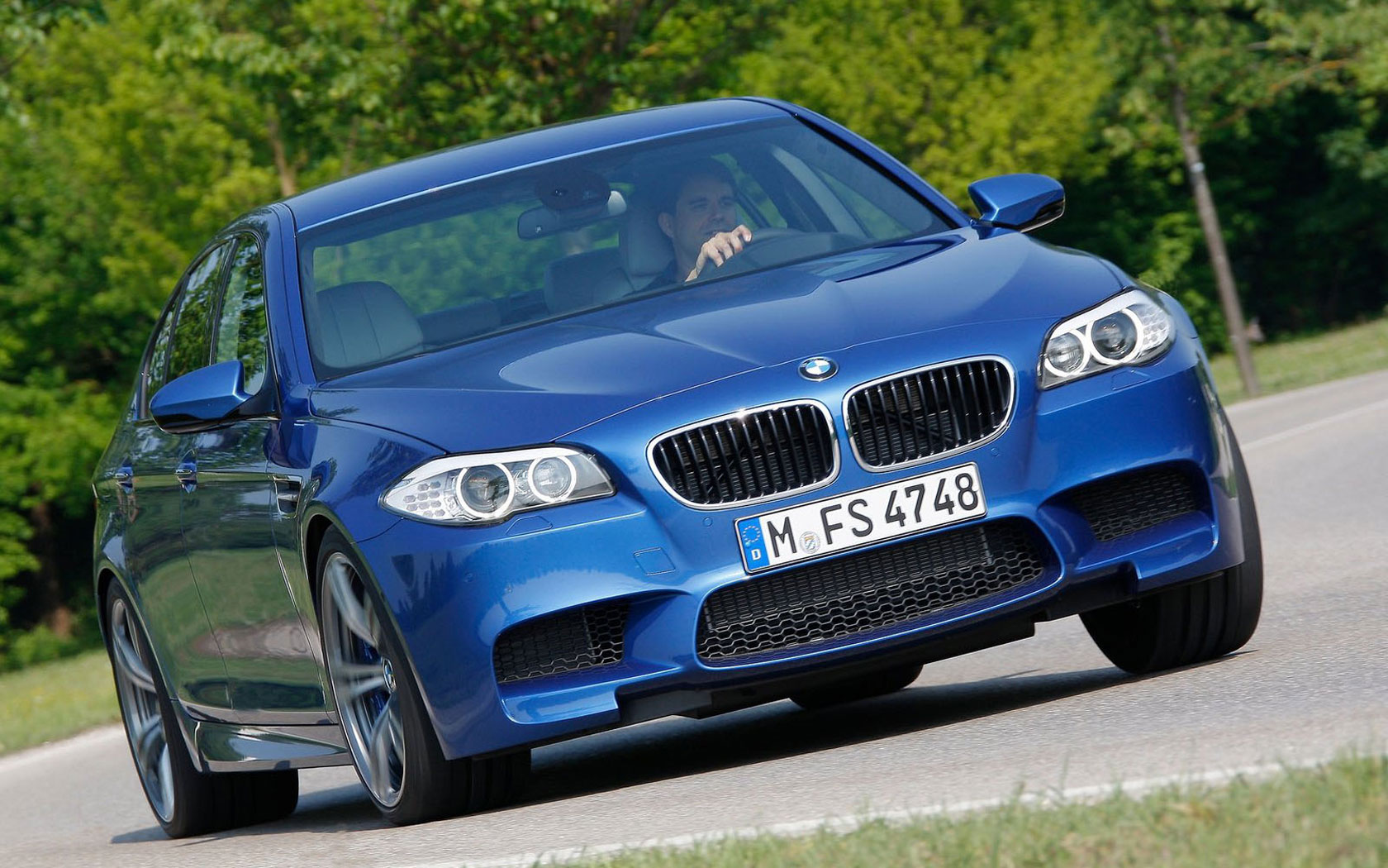  BMW M5 (2011-2013)