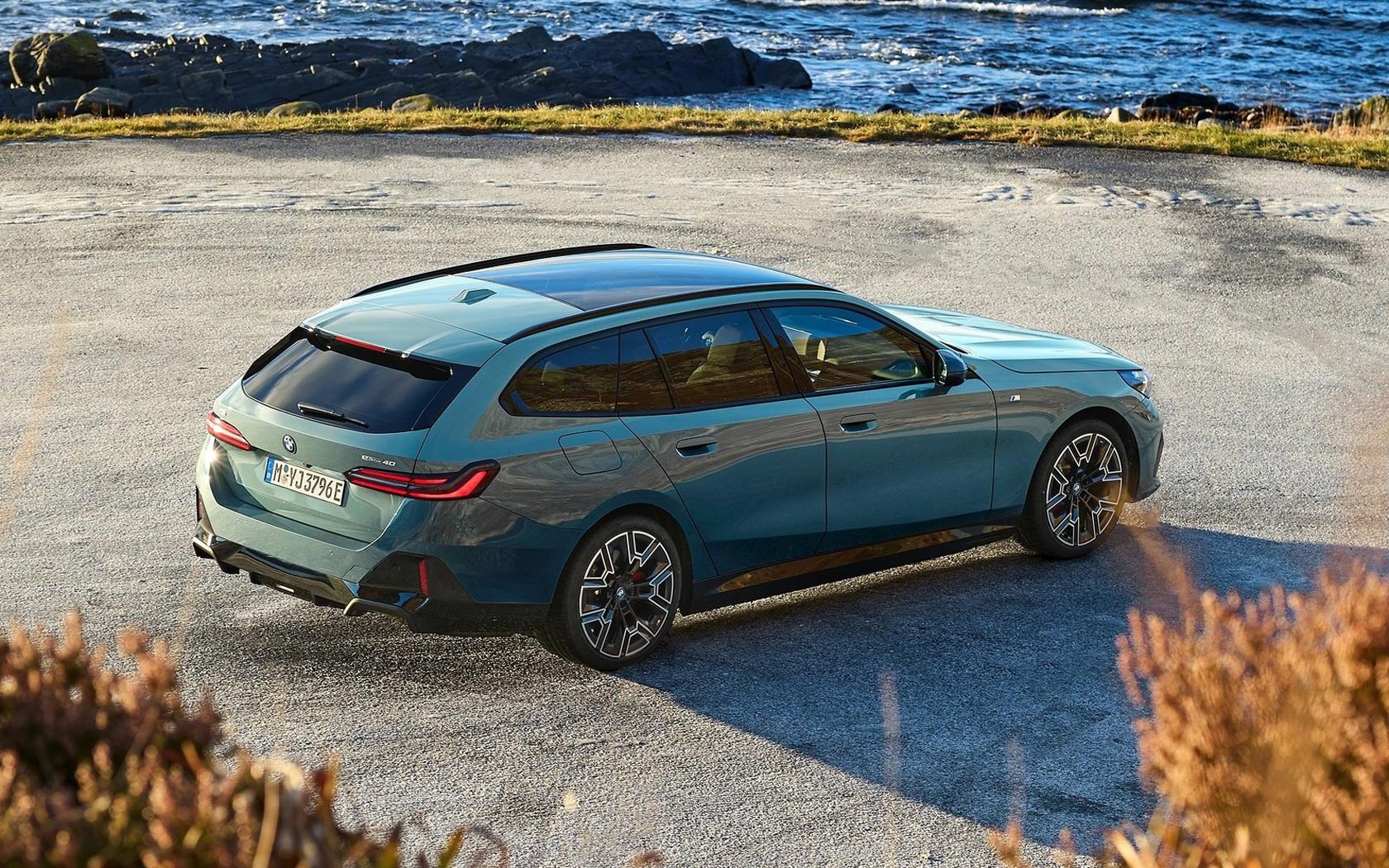  BMW i5 Touring 