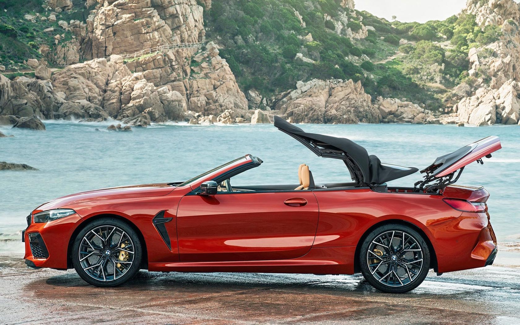  BMW M8 Cabrio 