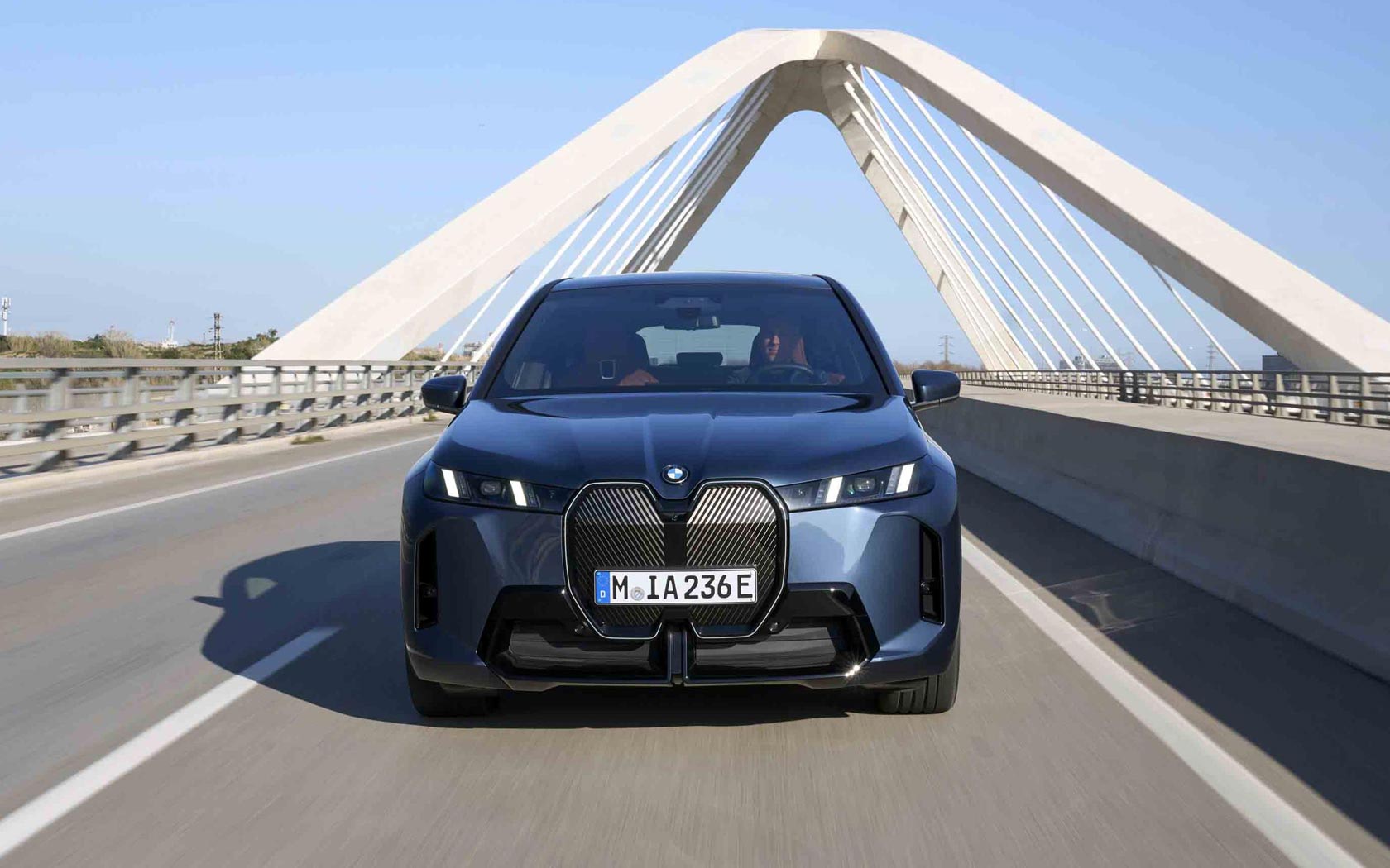  BMW iX 