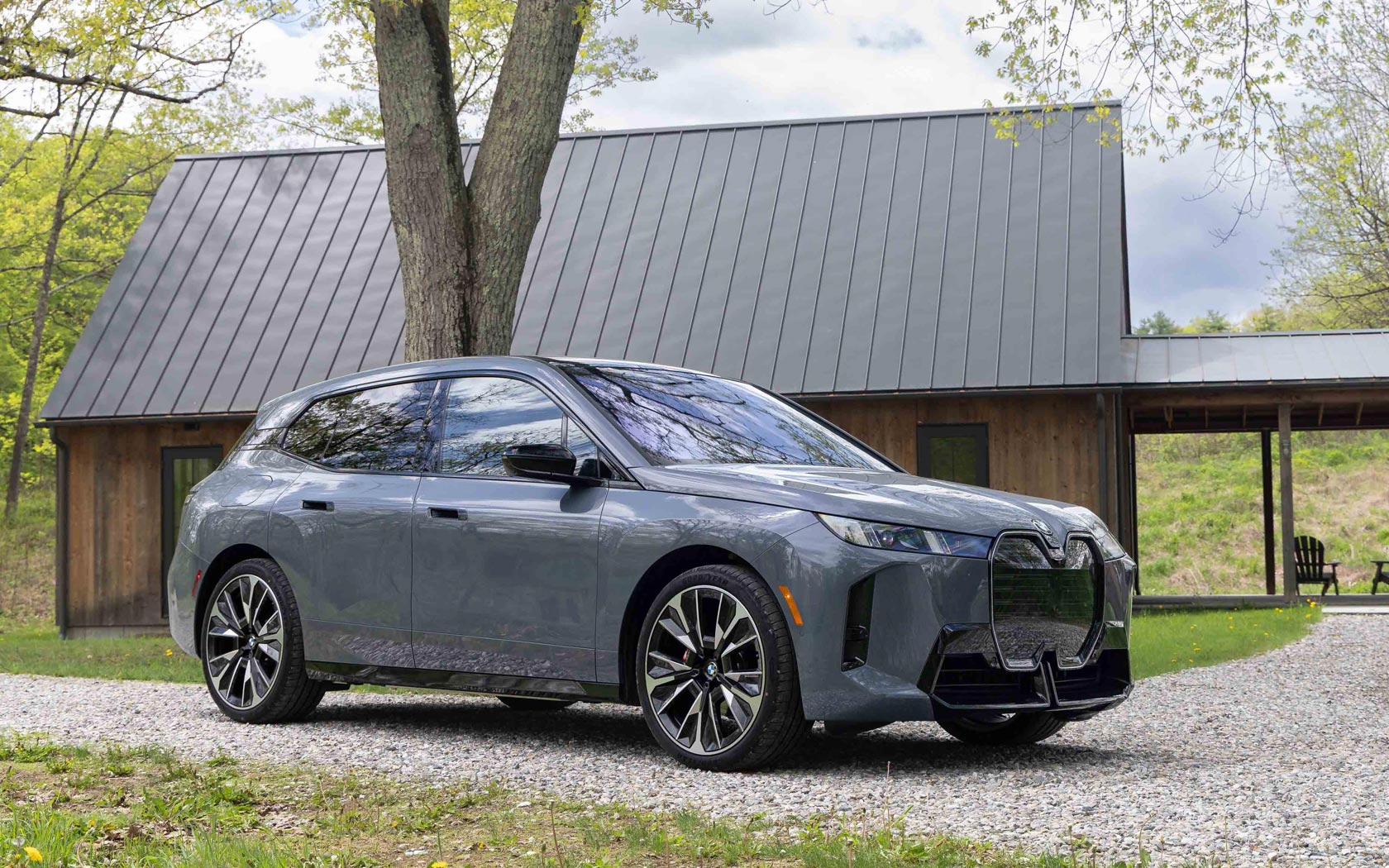  BMW iX M70 