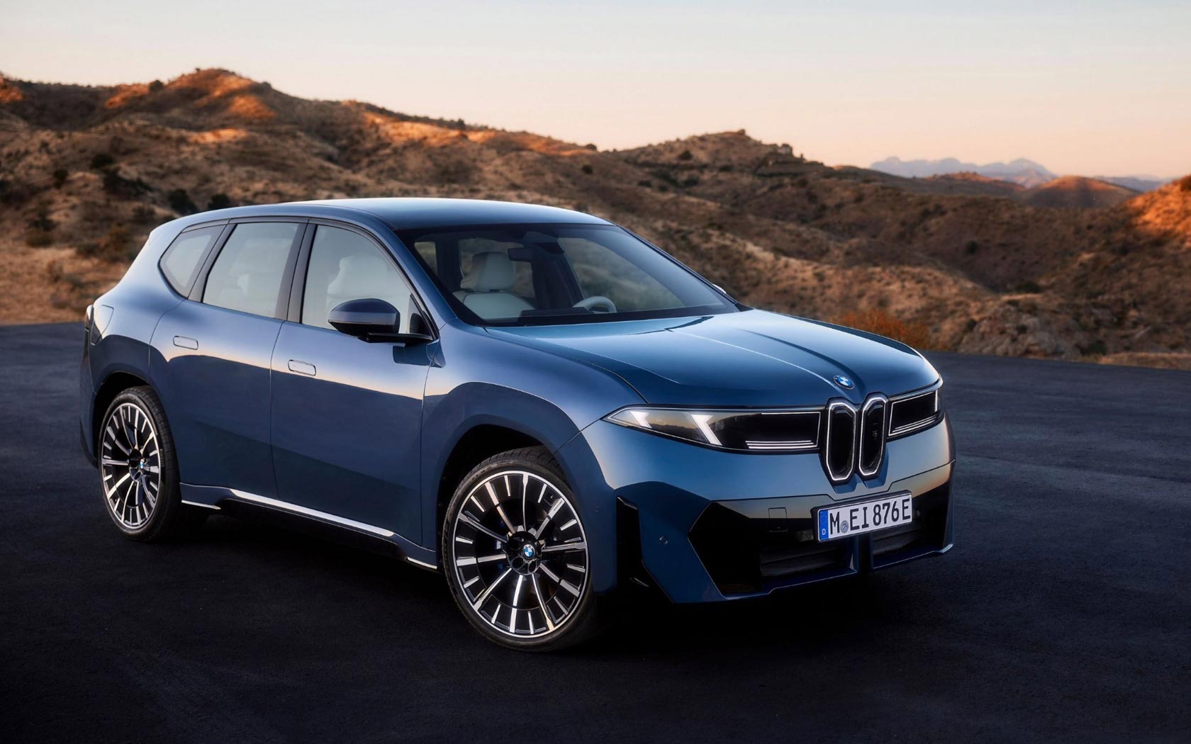  BMW iX3 