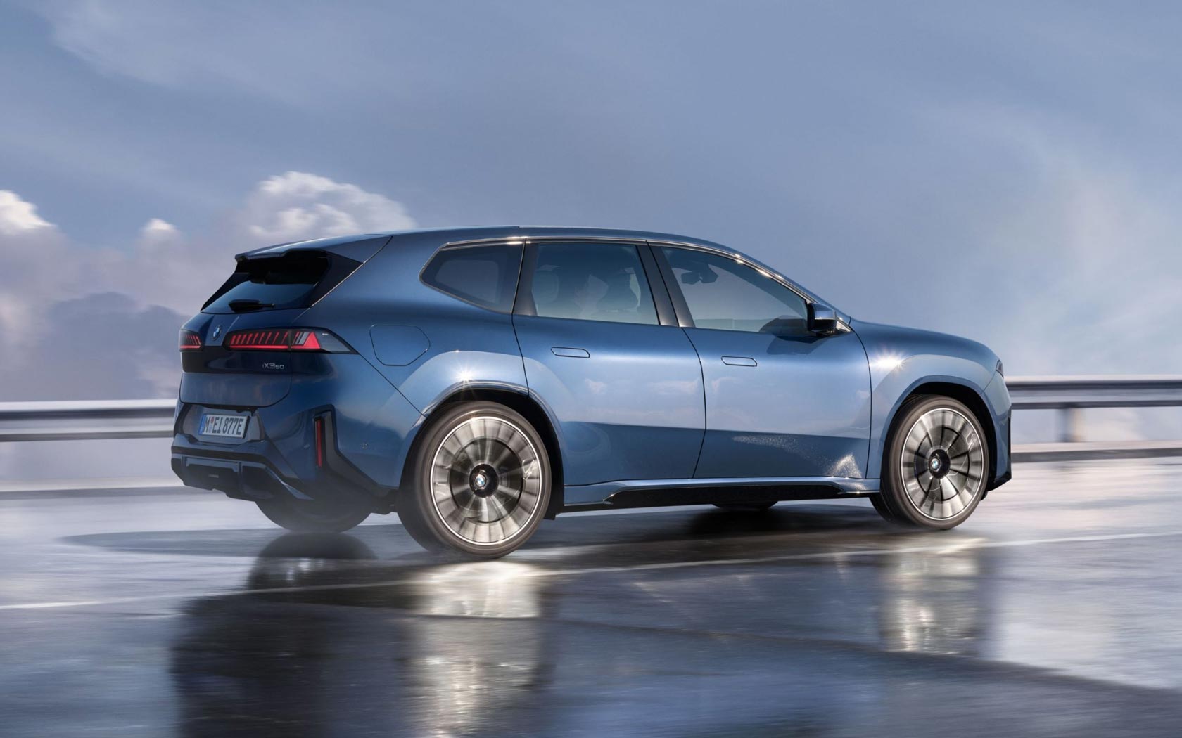  BMW iX3 