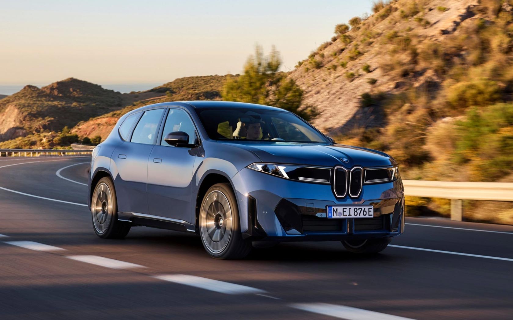  BMW iX3 