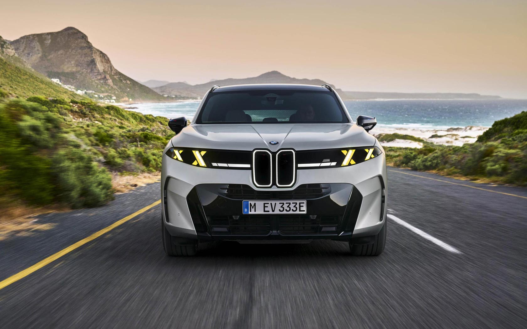 ���� BMW X5 M60e 
