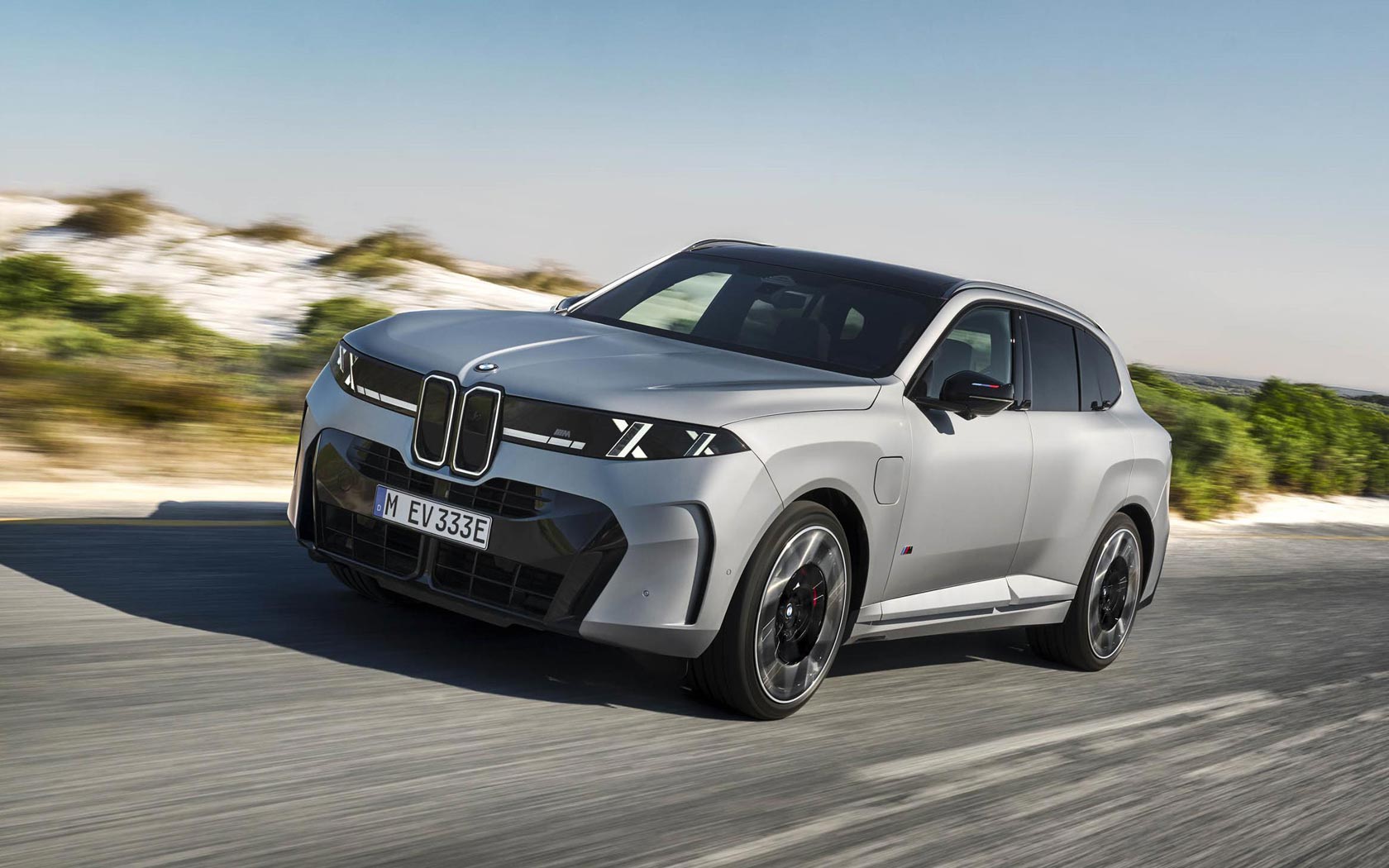 ���� BMW X5 M60e 