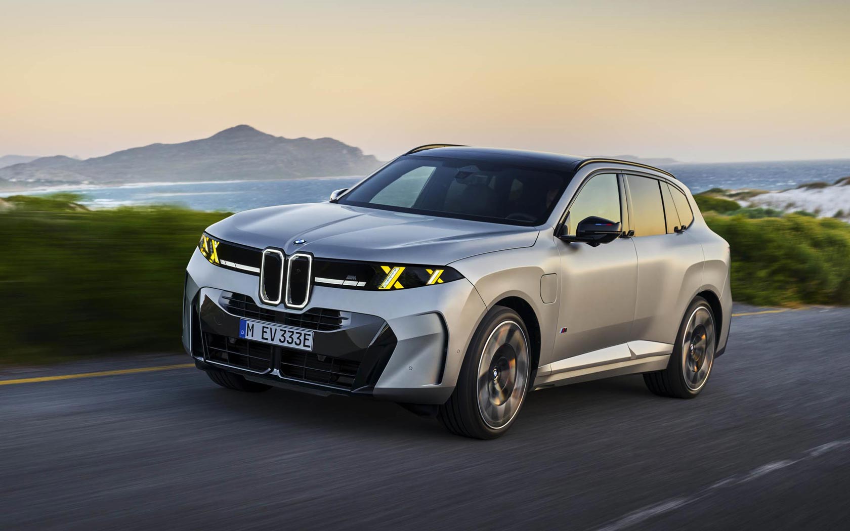 ���� BMW X5 M60e 
