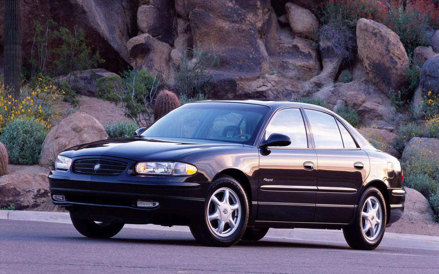  Buick Regal (1997-2004)