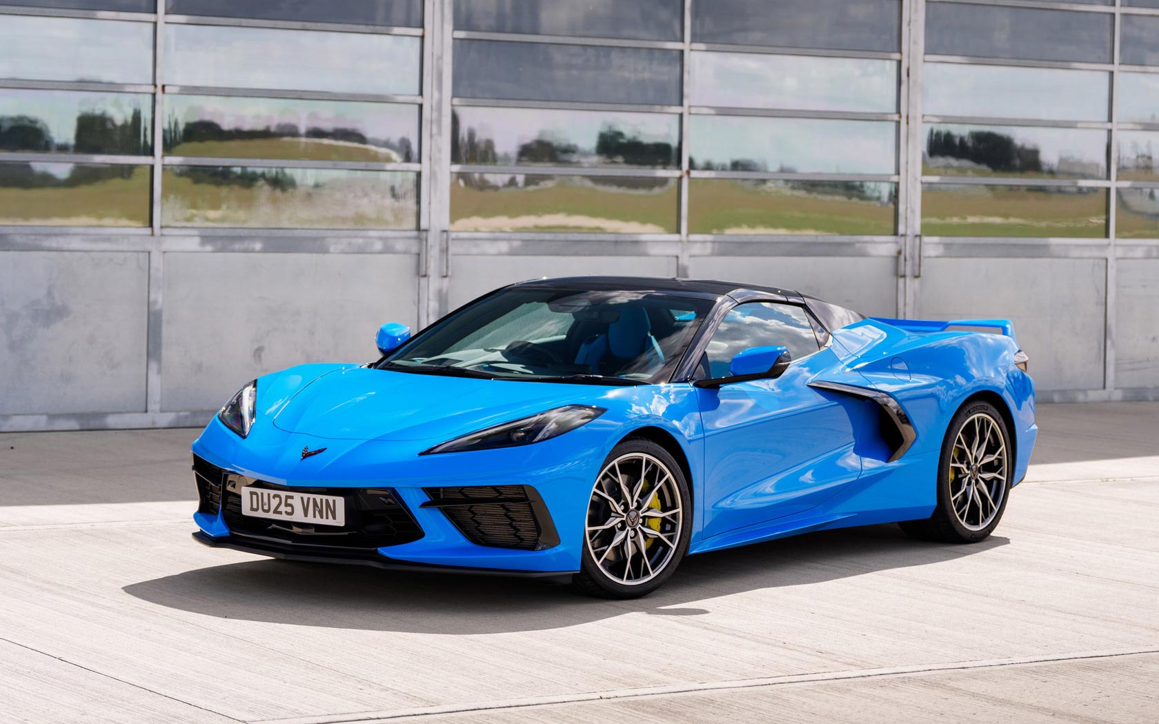 ���� Chevrolet Corvette Convertible 