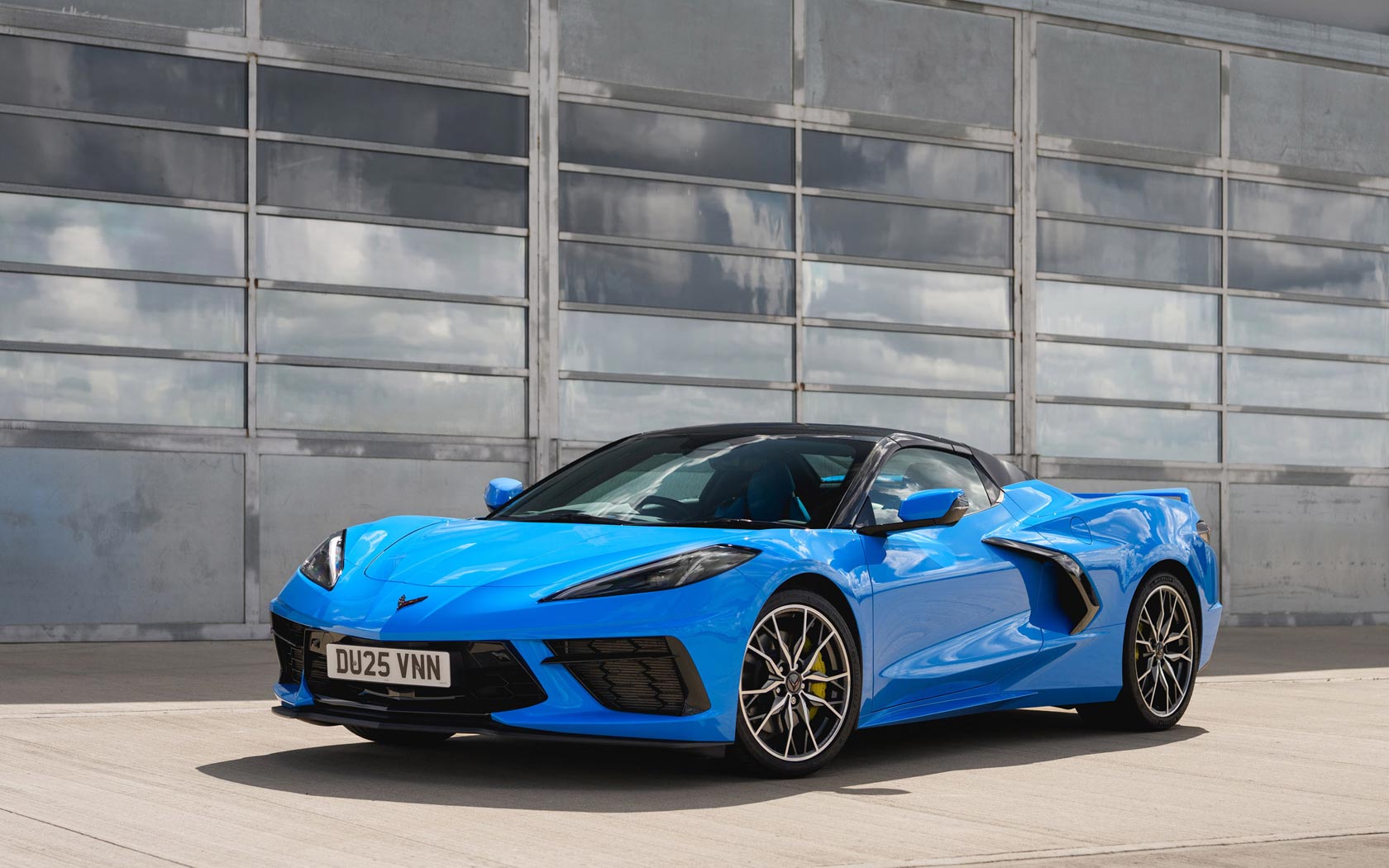 ���� Chevrolet Corvette Convertible 