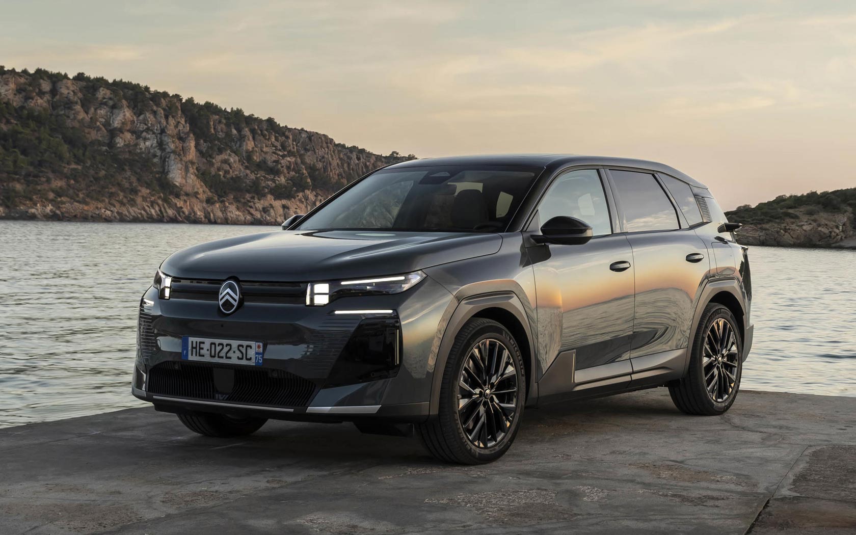 ���� Citroen C5 Aircross 