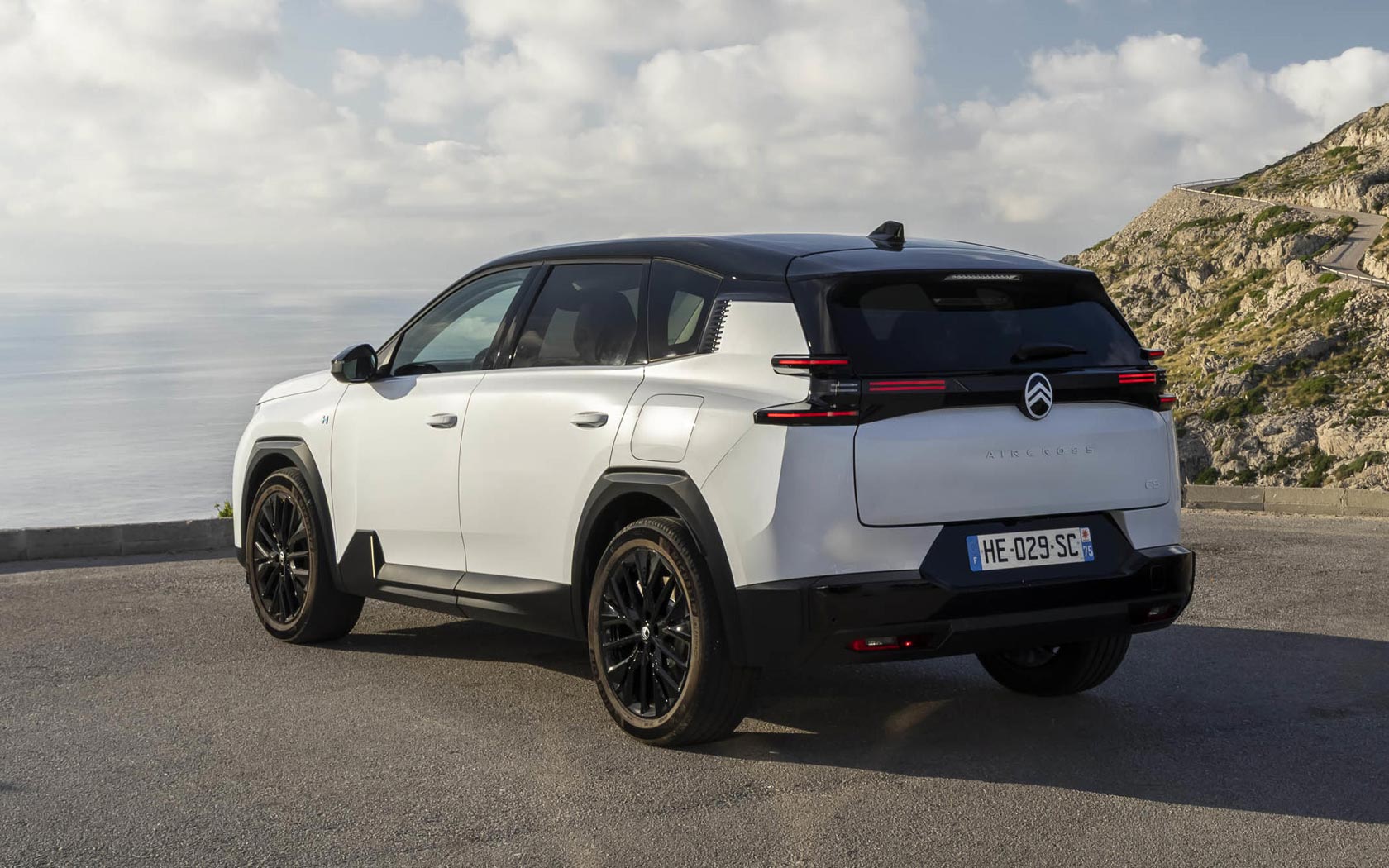 ���� Citroen C5 Aircross 