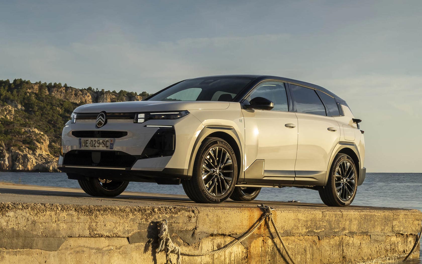 ���� Citroen C5 Aircross 