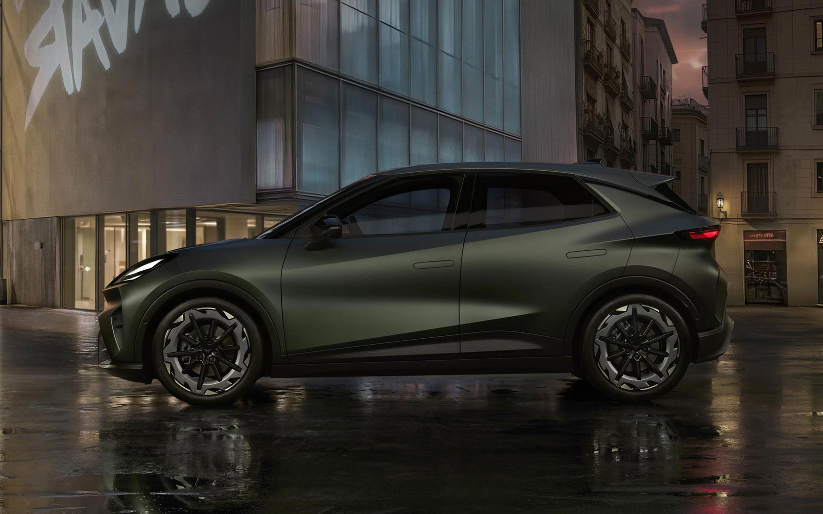���� Cupra Raval 
