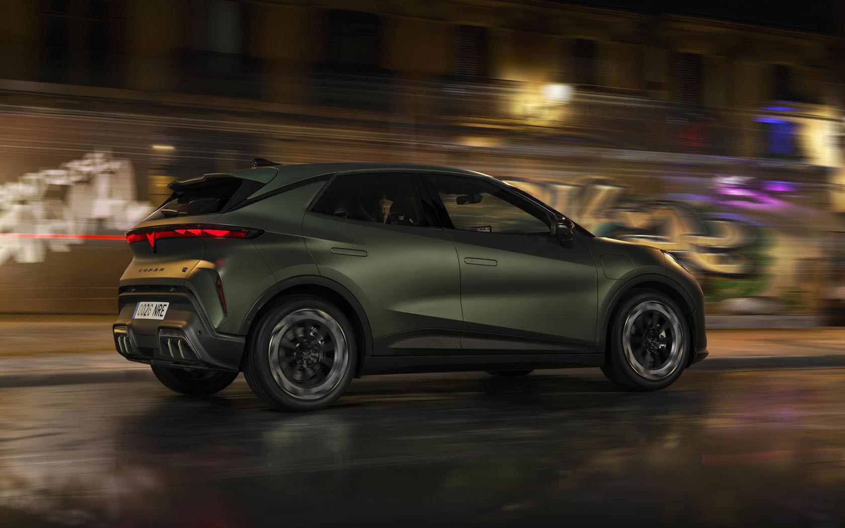 ���� Cupra Raval 