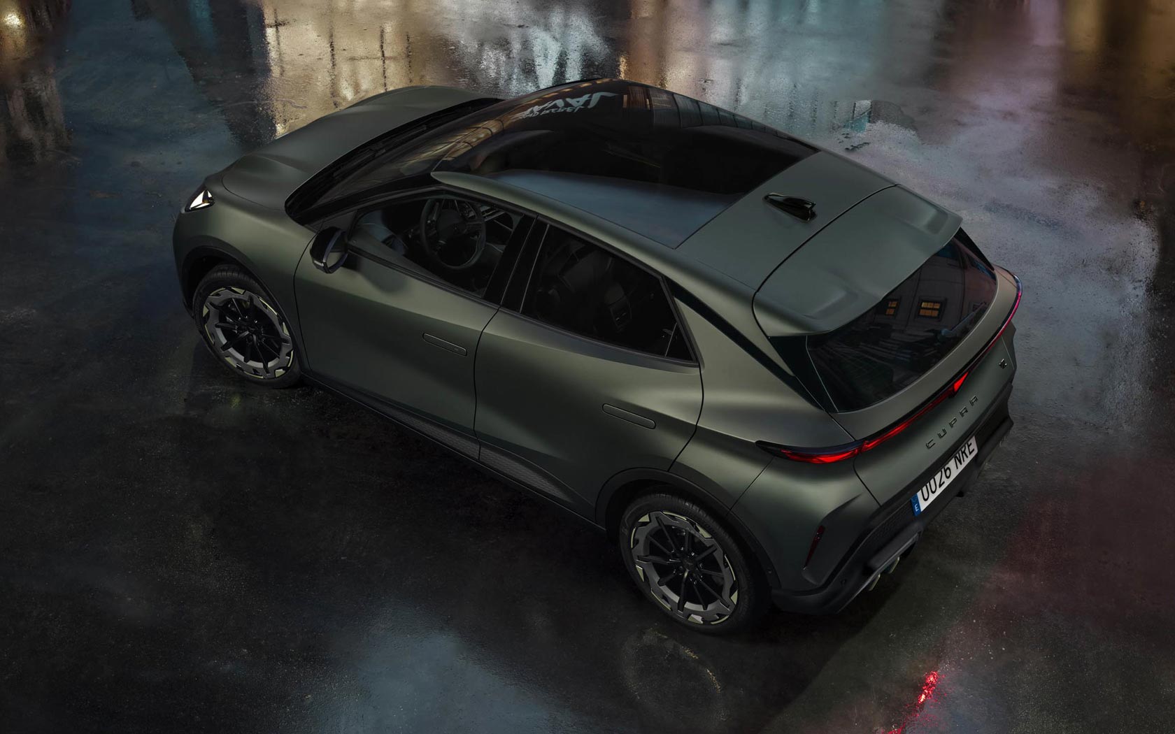 ���� Cupra Raval 