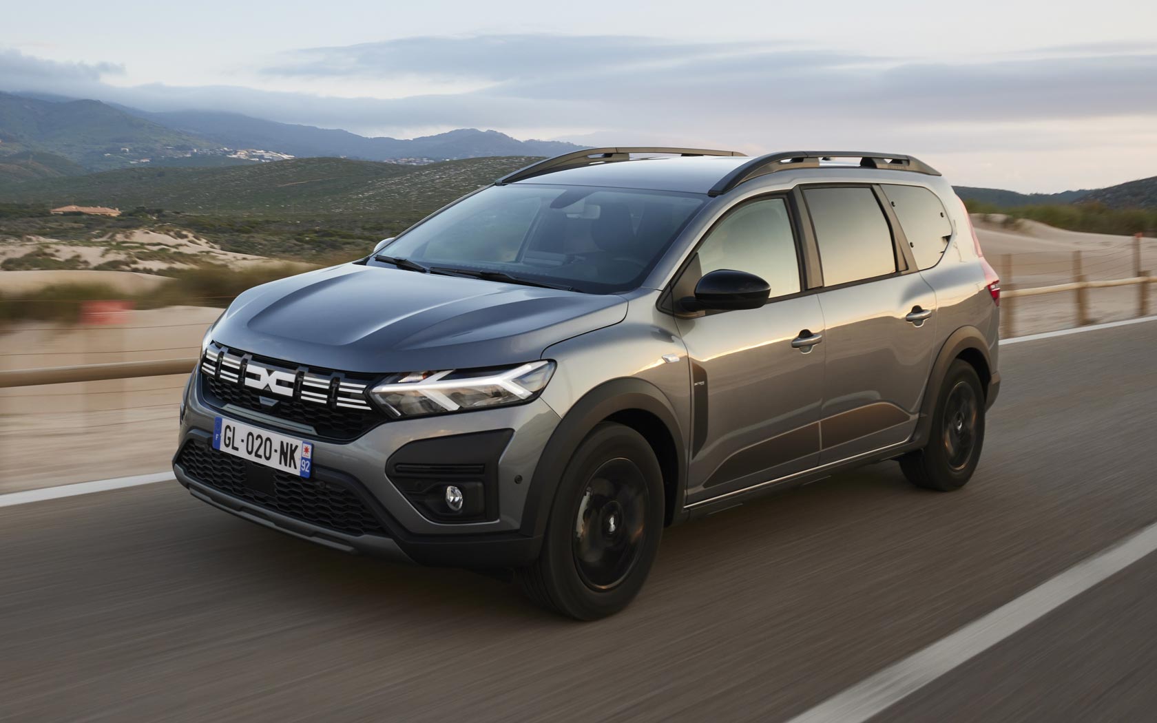 ���� Dacia Jogger (2022-2025)