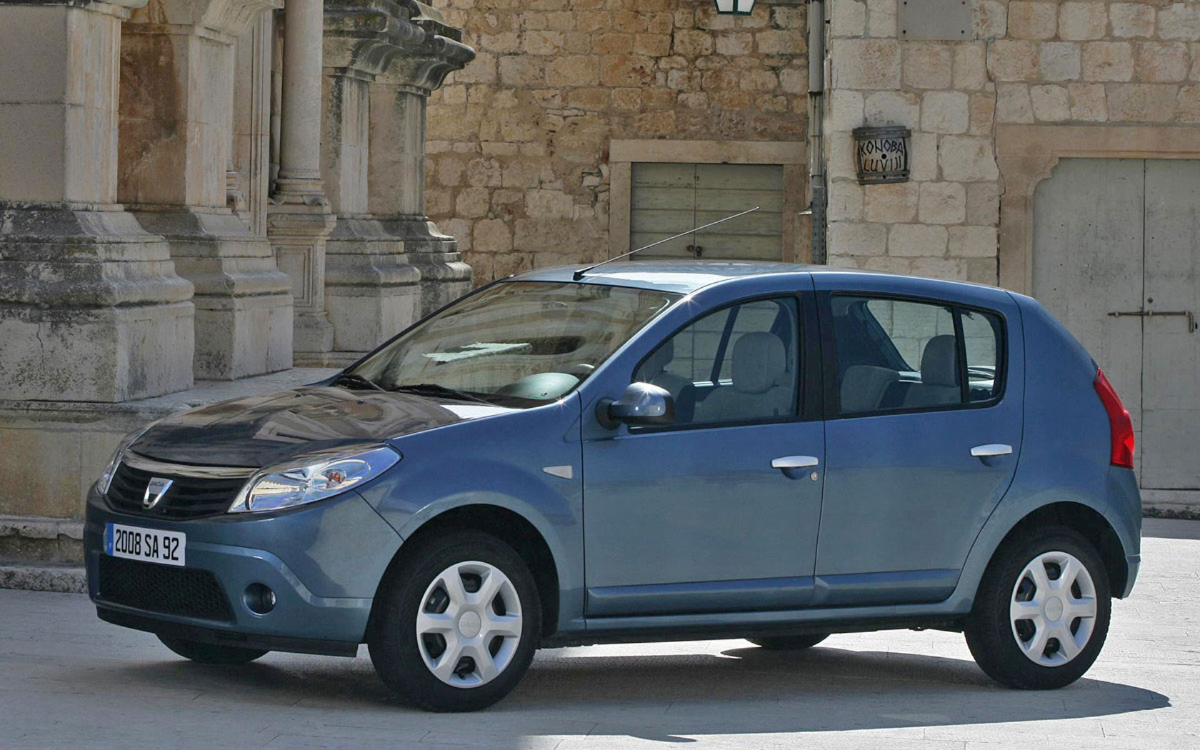  Dacia Sandero (2008-2012)