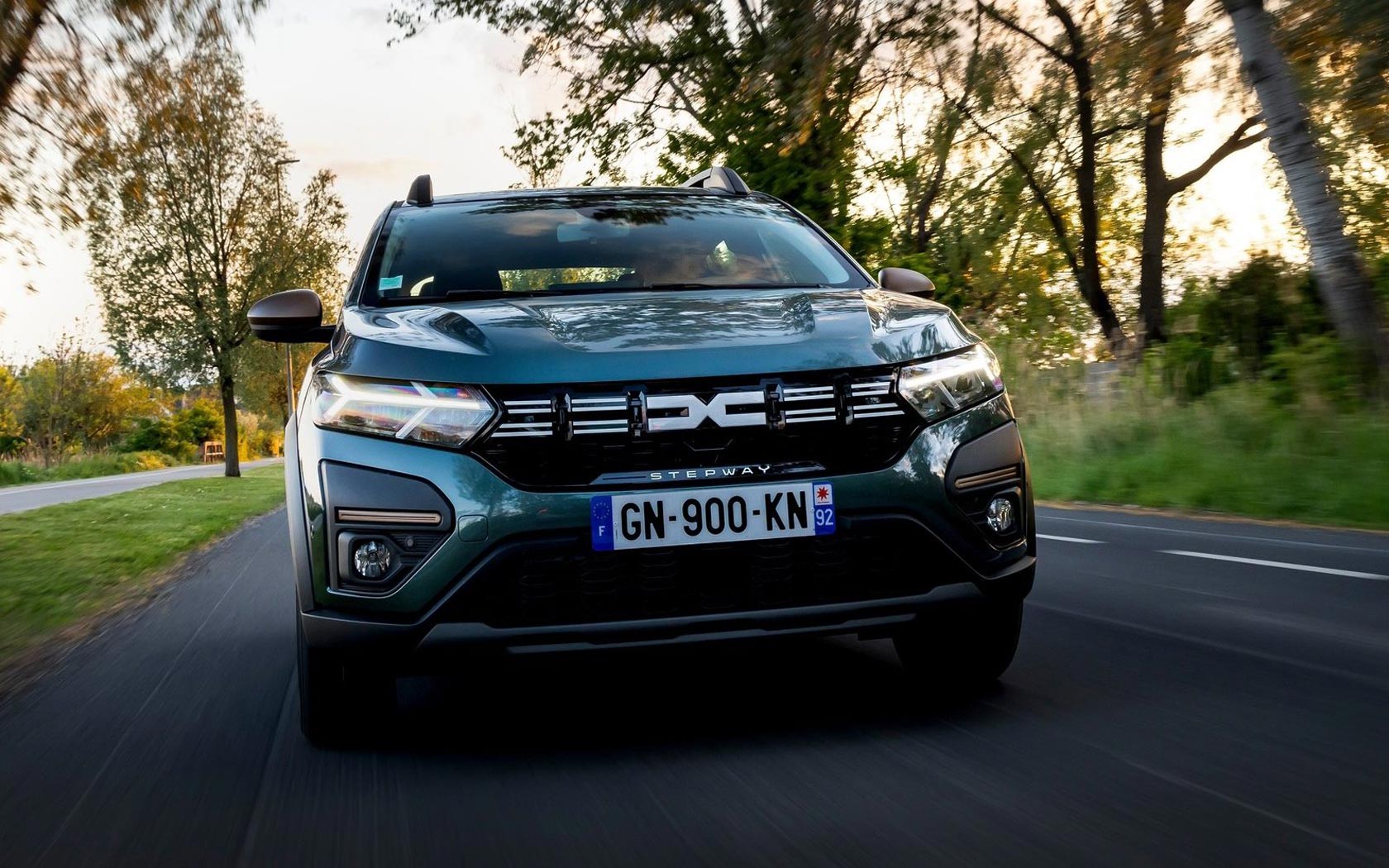 ���� Dacia Sandero Stepway (2022-2025)