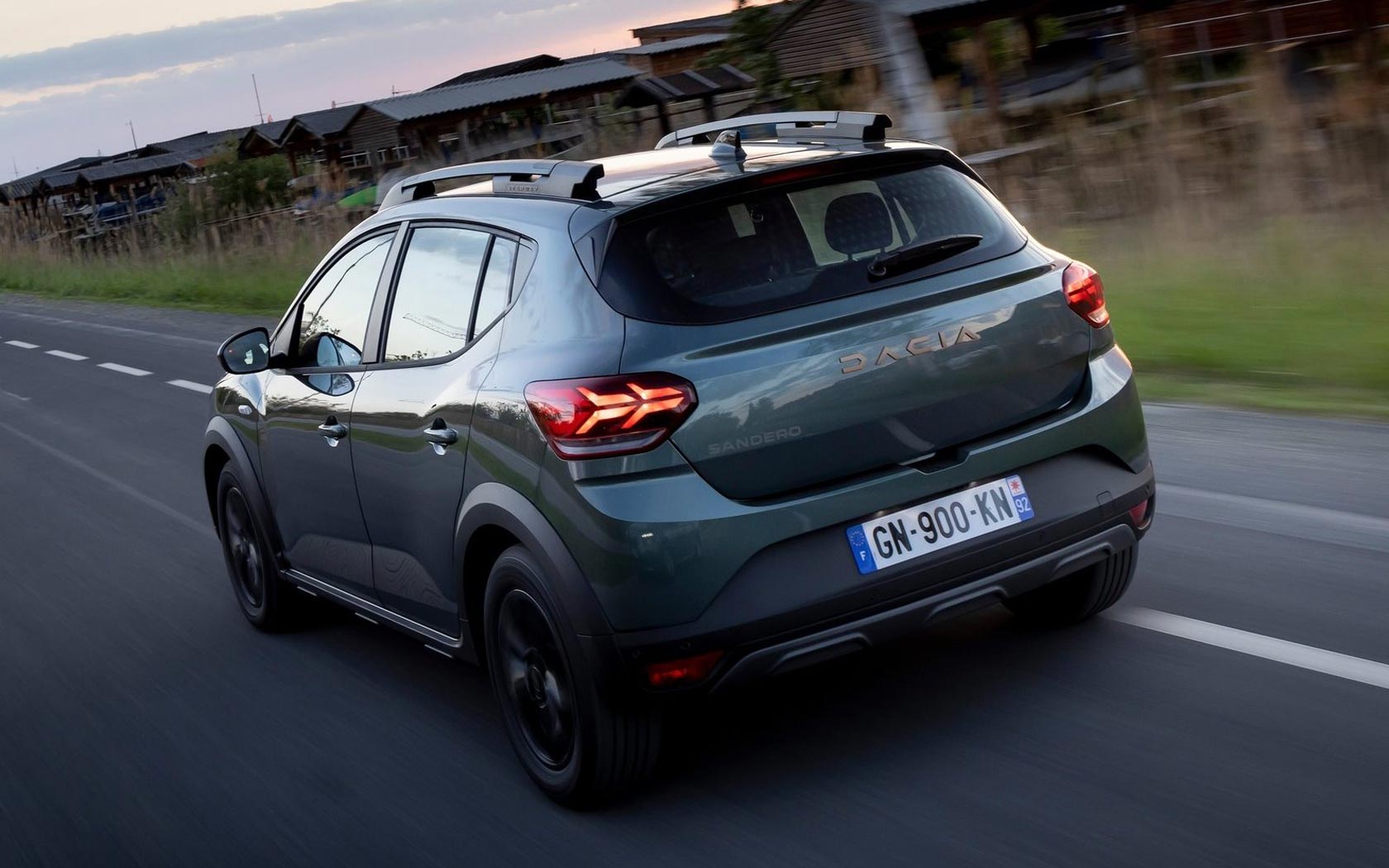 ���� Dacia Sandero Stepway (2022-2025)