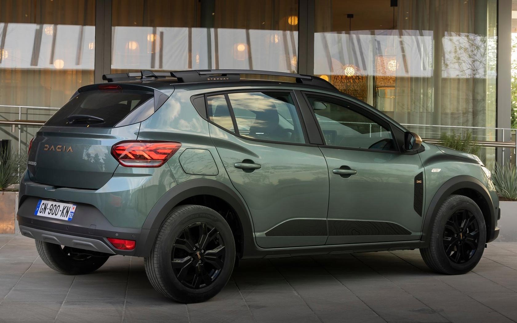 ���� Dacia Sandero Stepway (2022-2025)