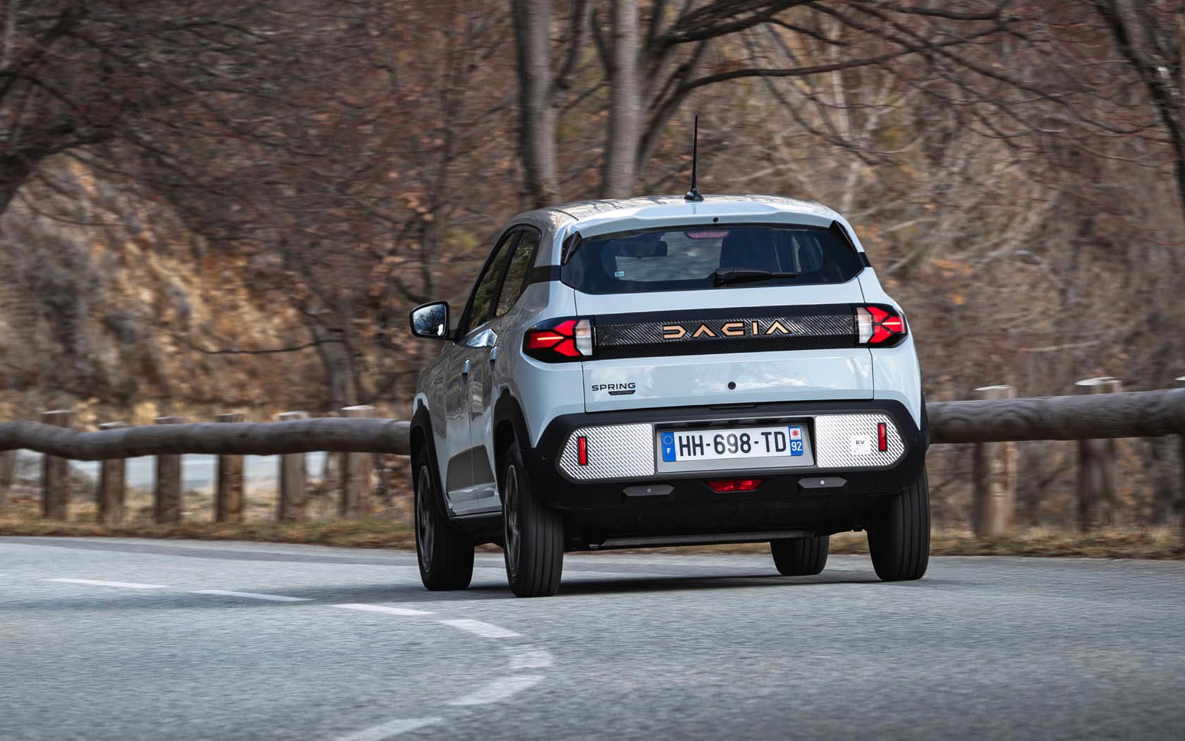 ���� Dacia Spring 