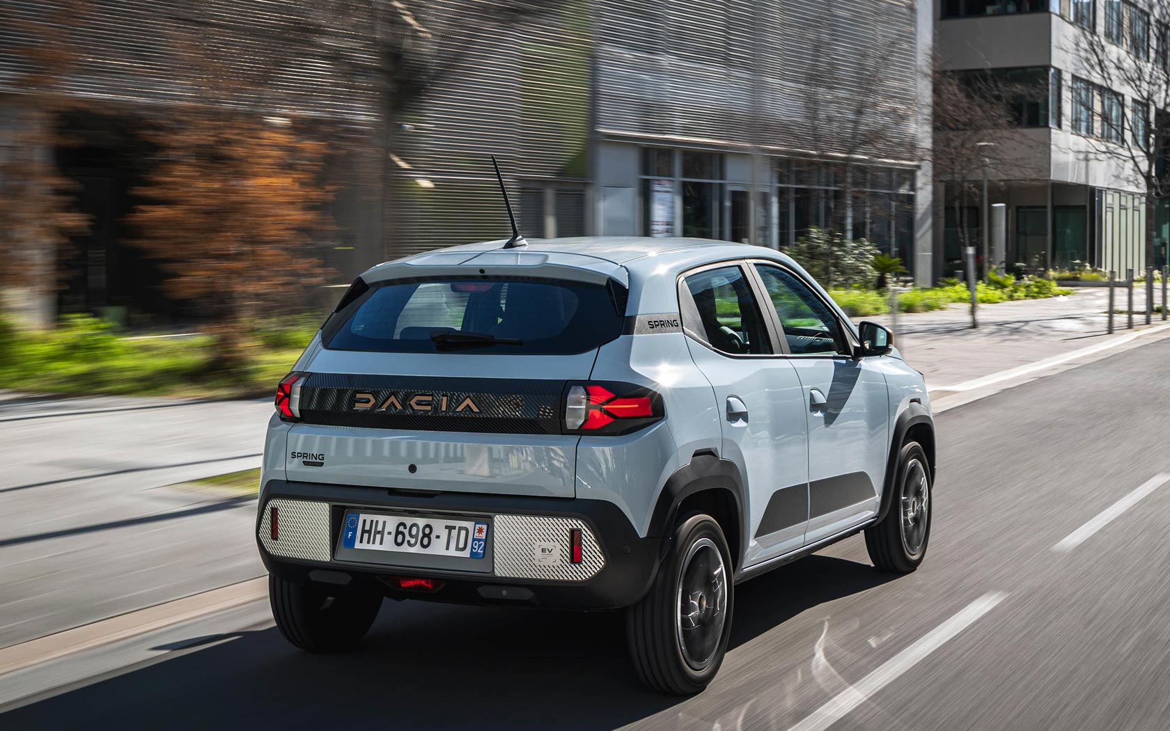 ���� Dacia Spring 