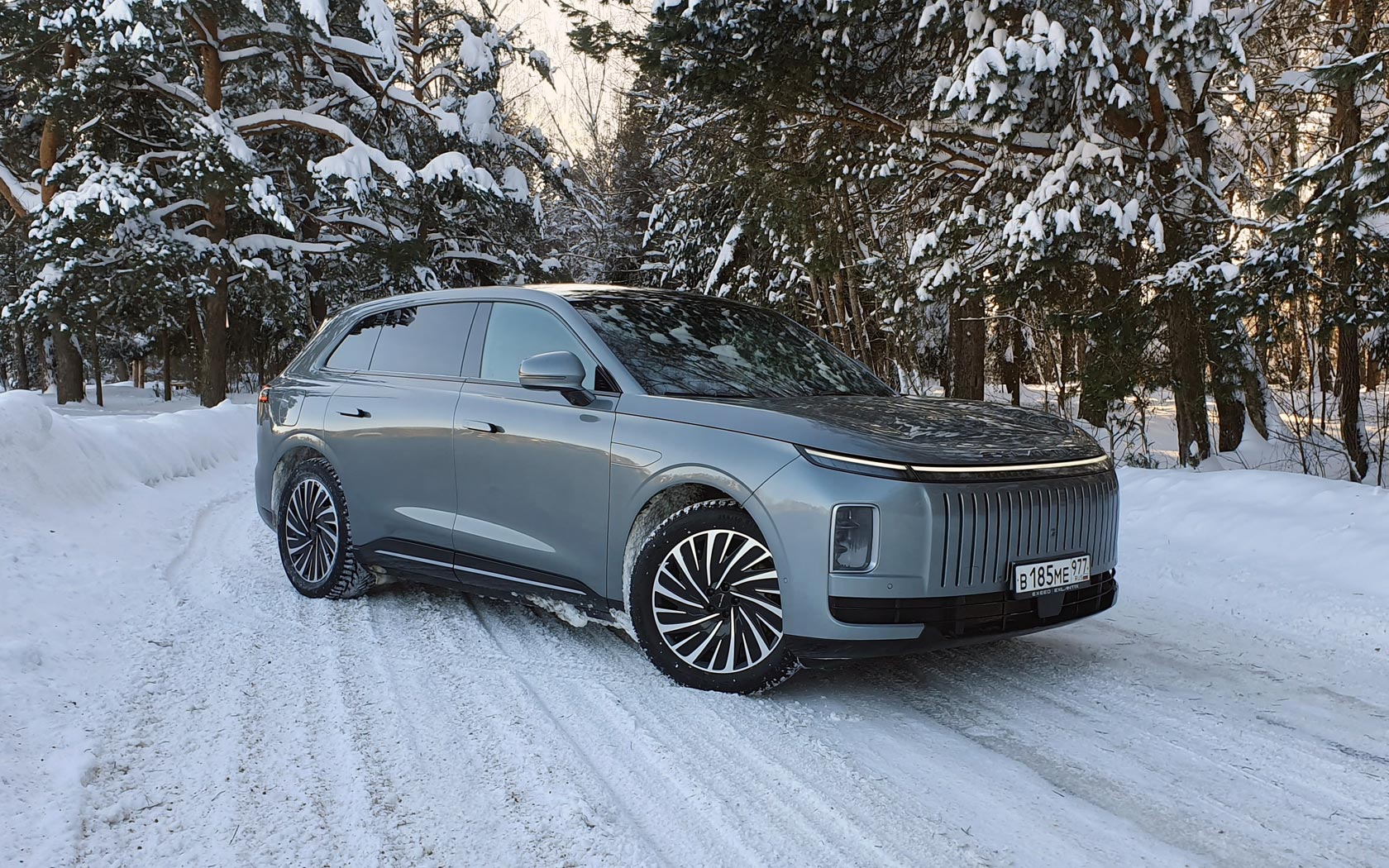 ���� Exeed Exlantix ET 