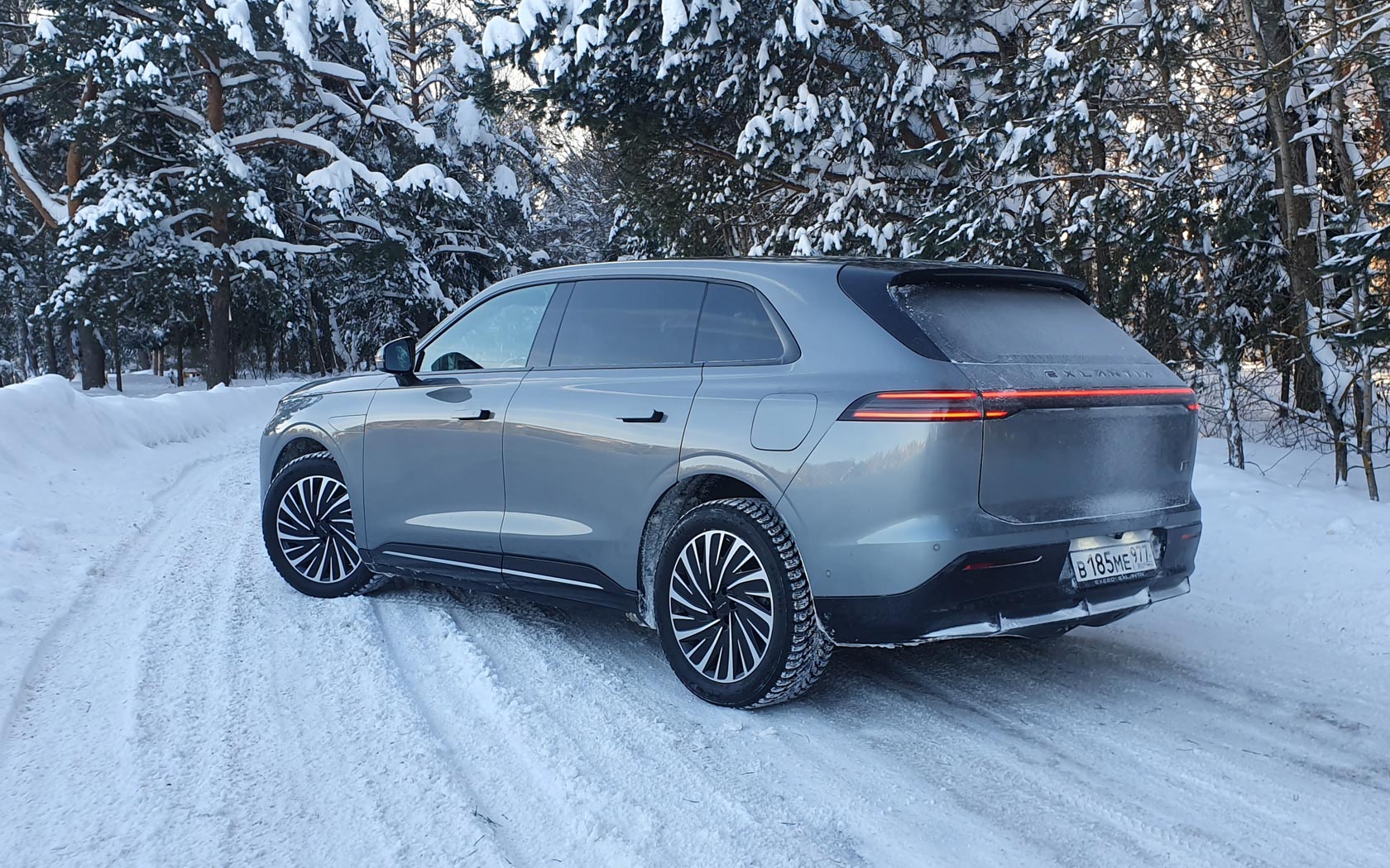 ���� Exeed Exlantix ET 