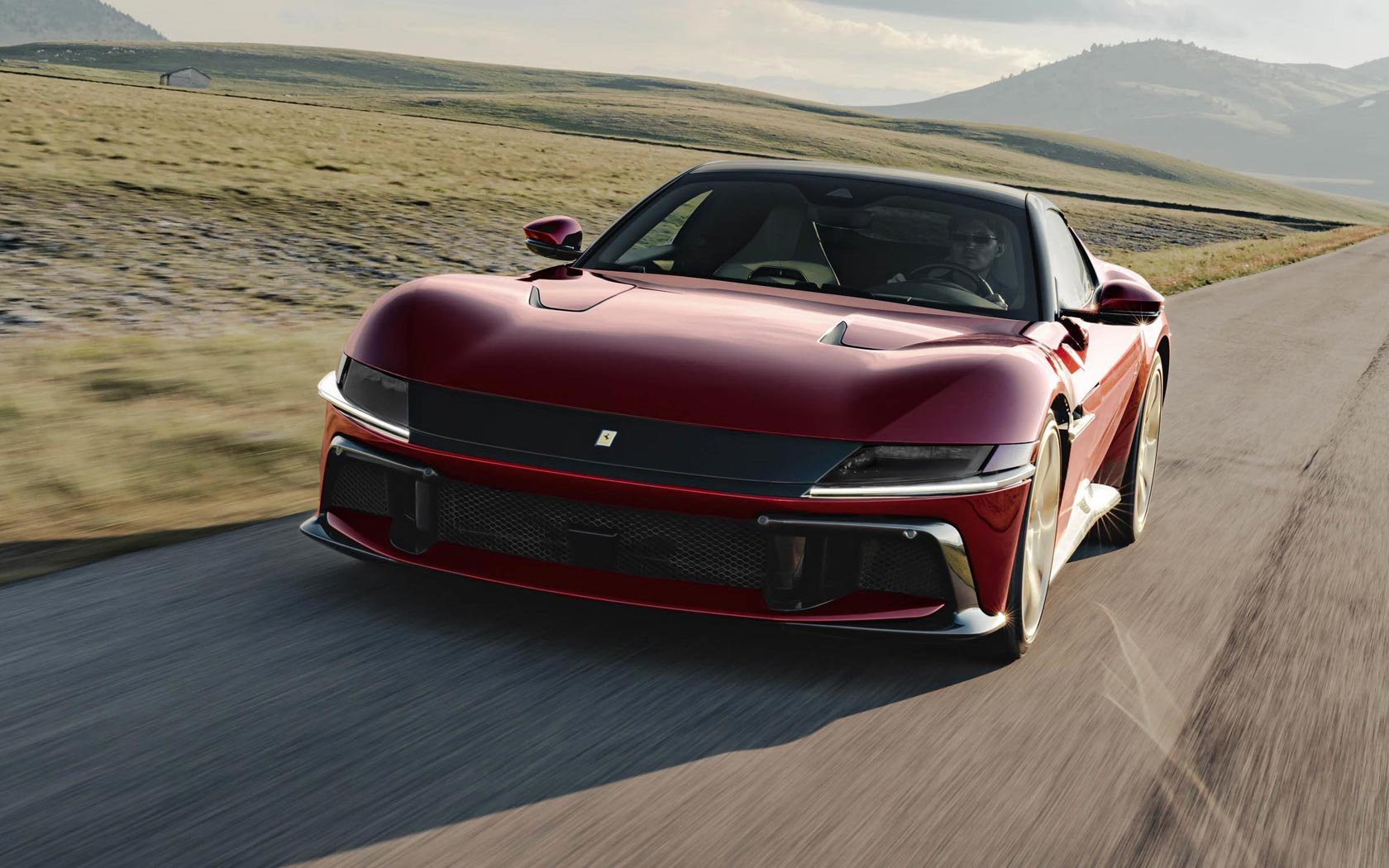 ���� Ferrari 12Cilindri 