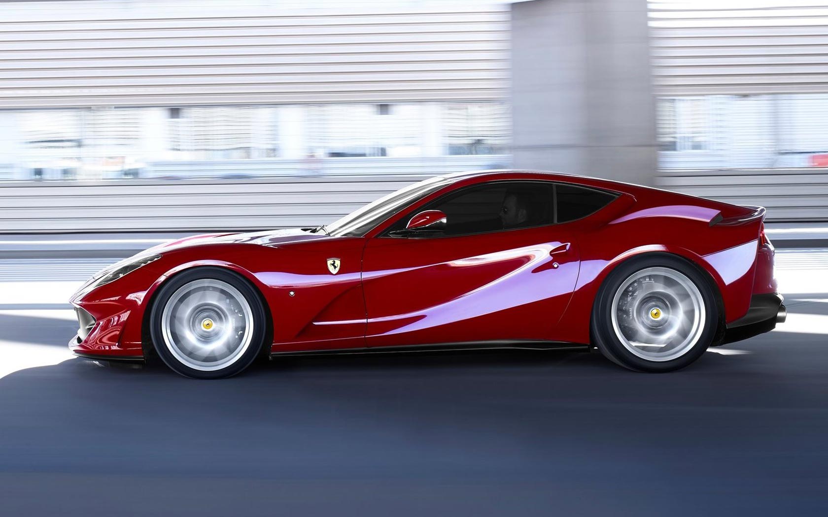 Фото Ferrari 812 Superfast 