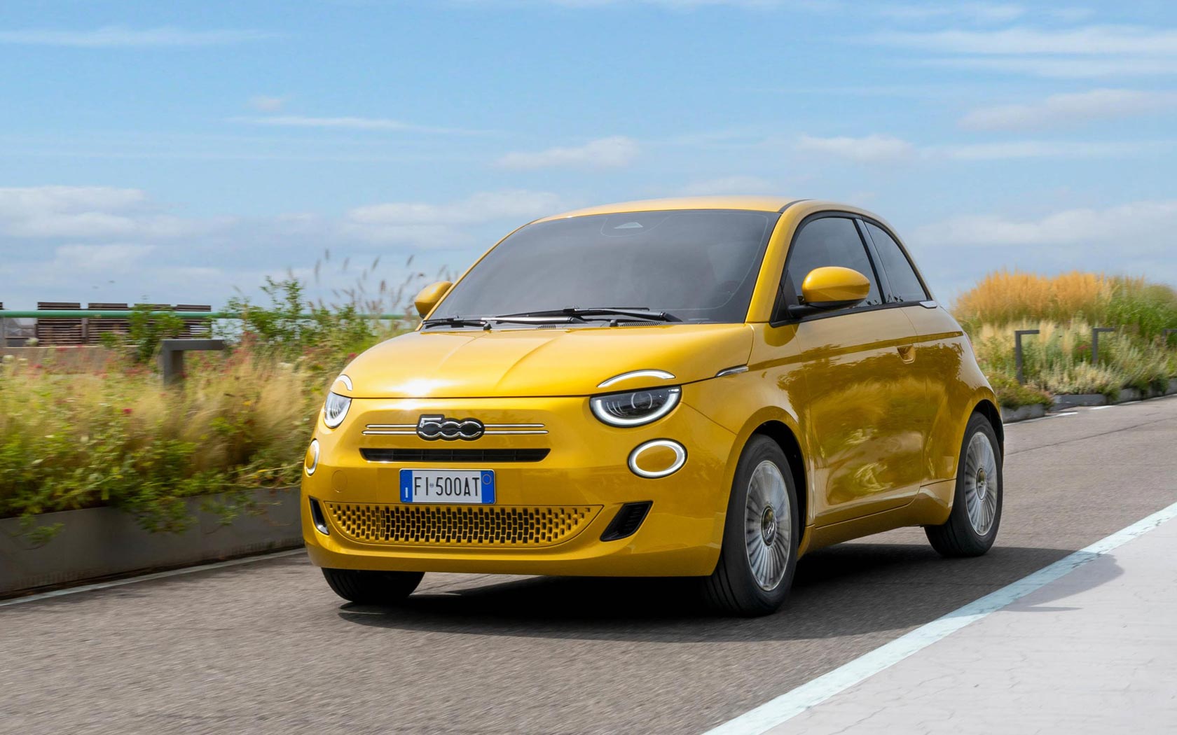 ���� FIAT 500 
