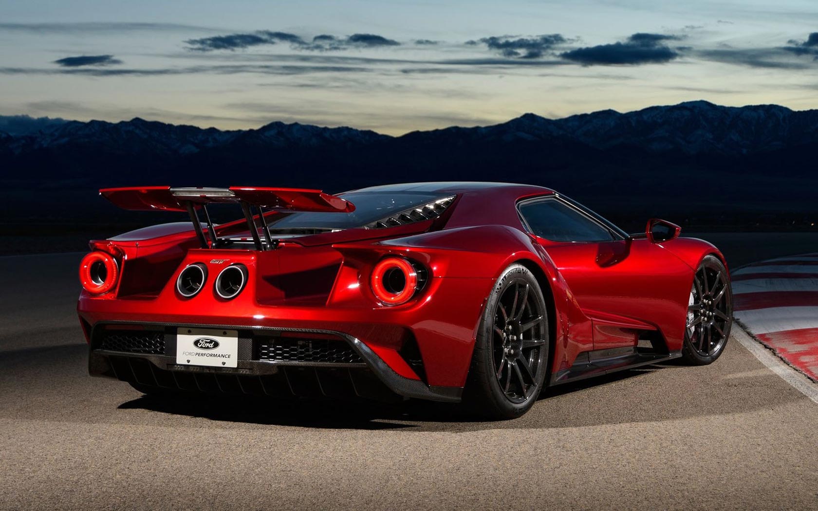  Ford GT 