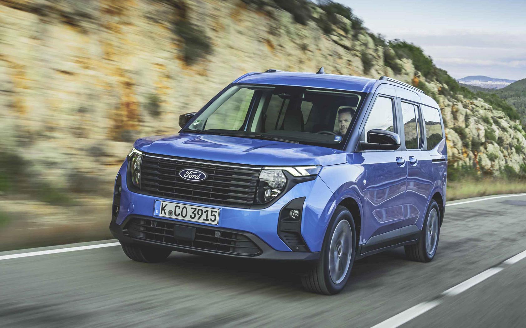  Ford Tourneo Courier 