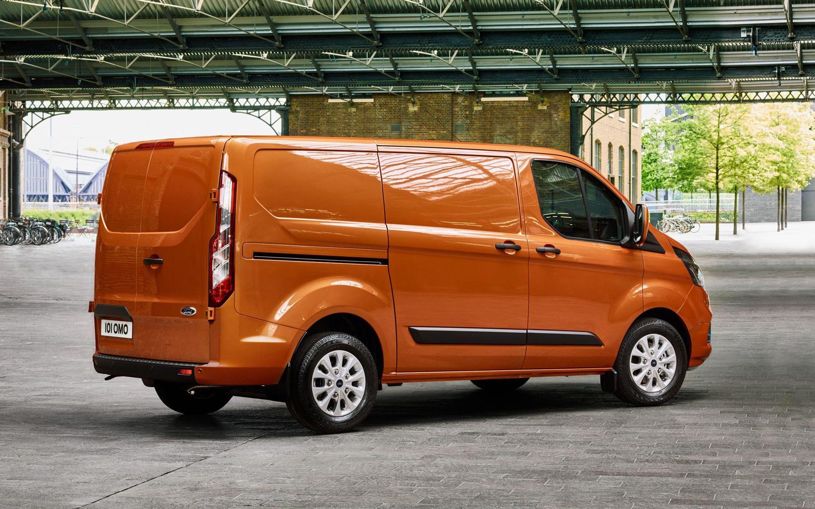  Ford Transit Custom (2017-2023)