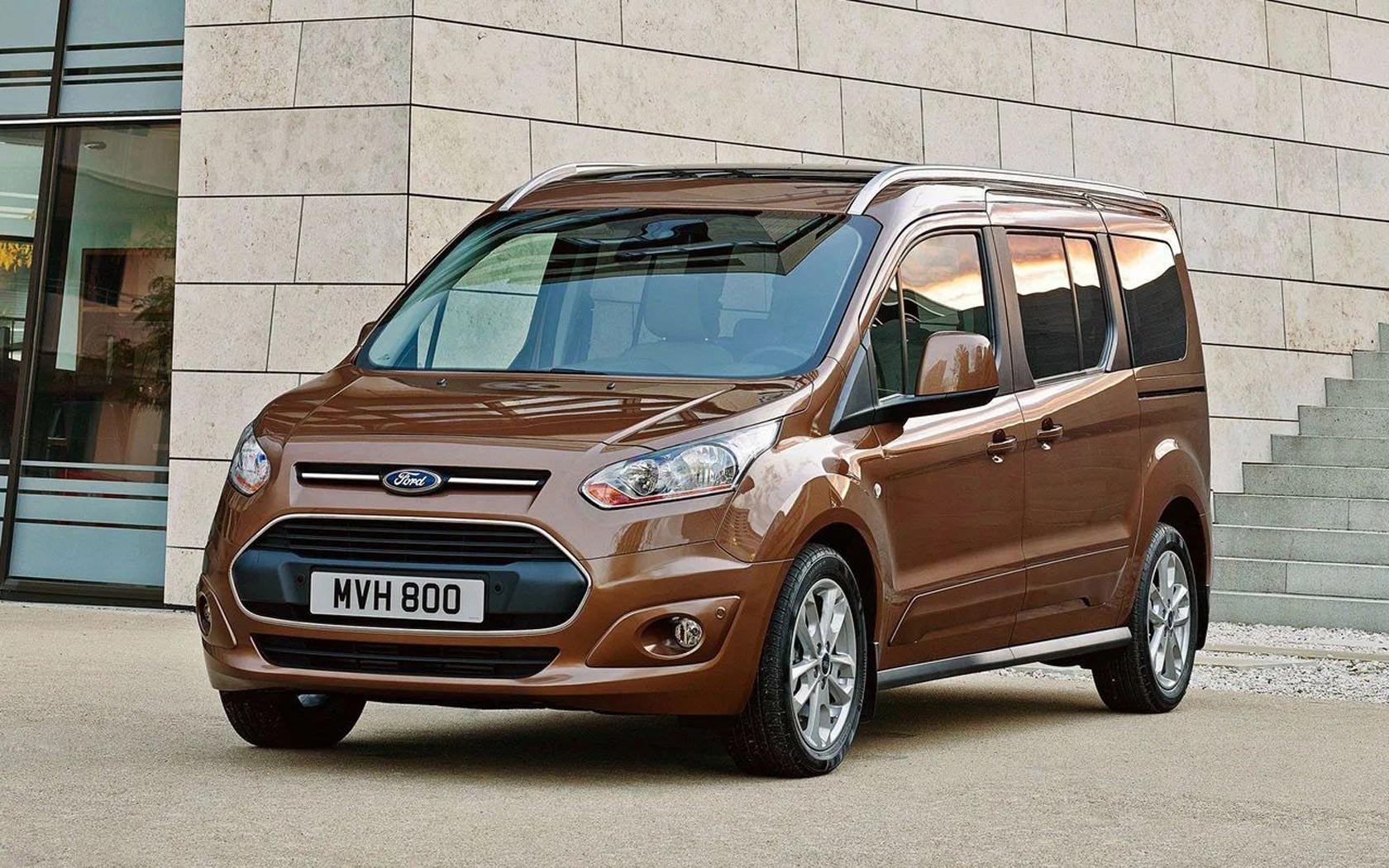  Ford Grand Tourneo Connect (2013-2018)