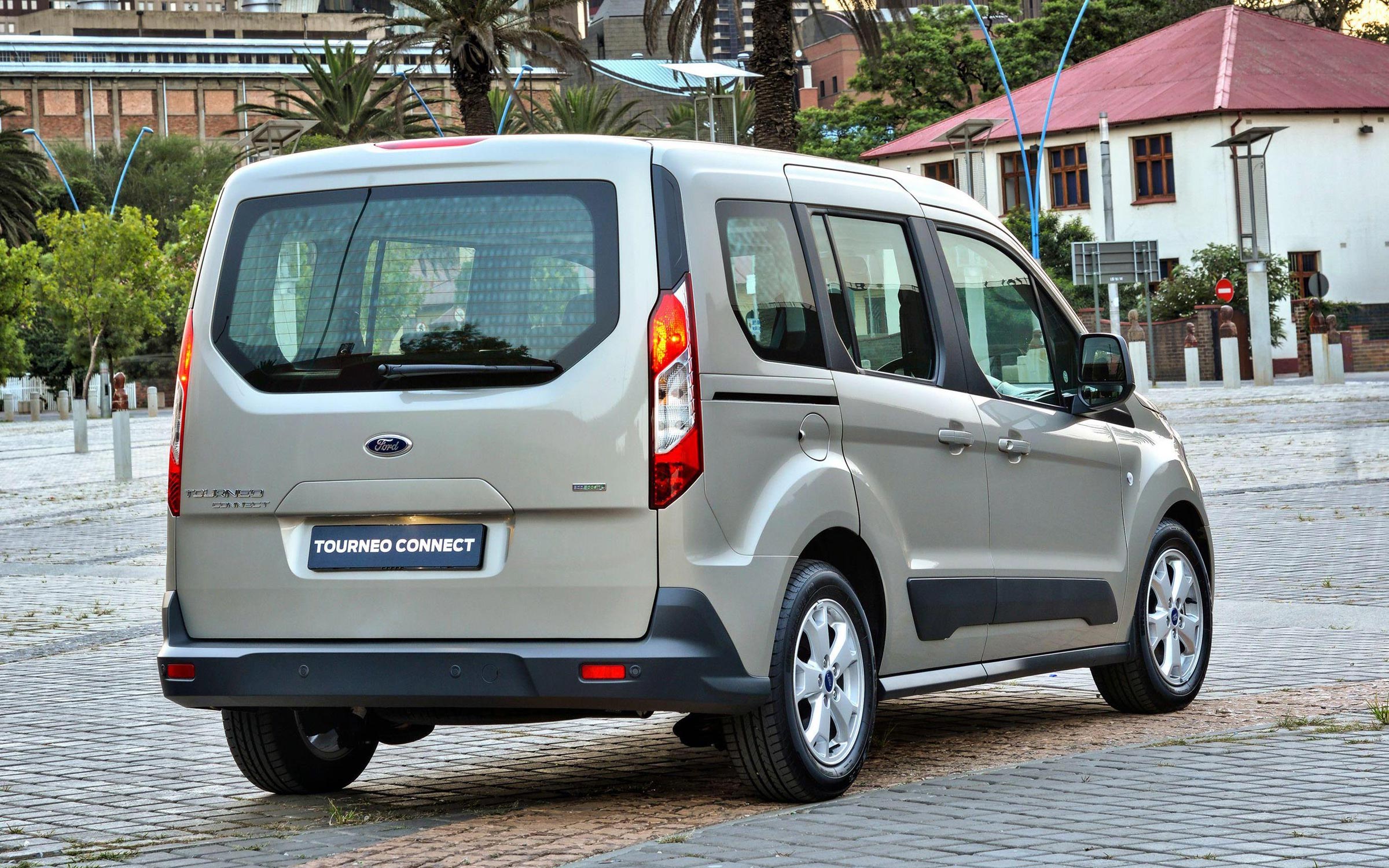  Ford Tourneo Connect (2012-2018)