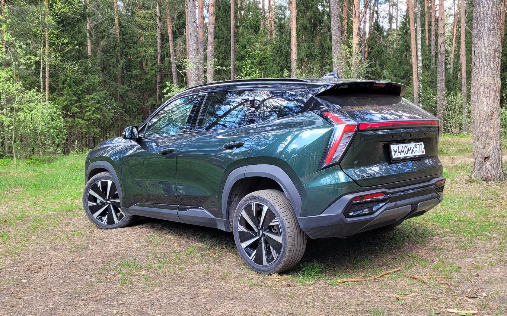 ���� Geely Atlas 
