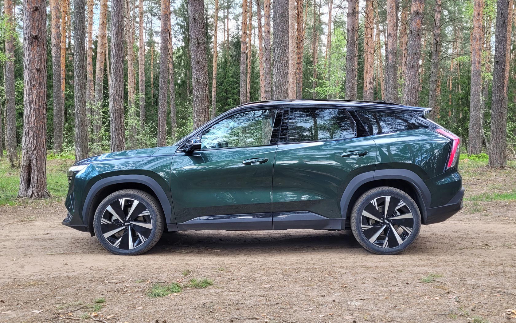 ���� Geely Atlas 
