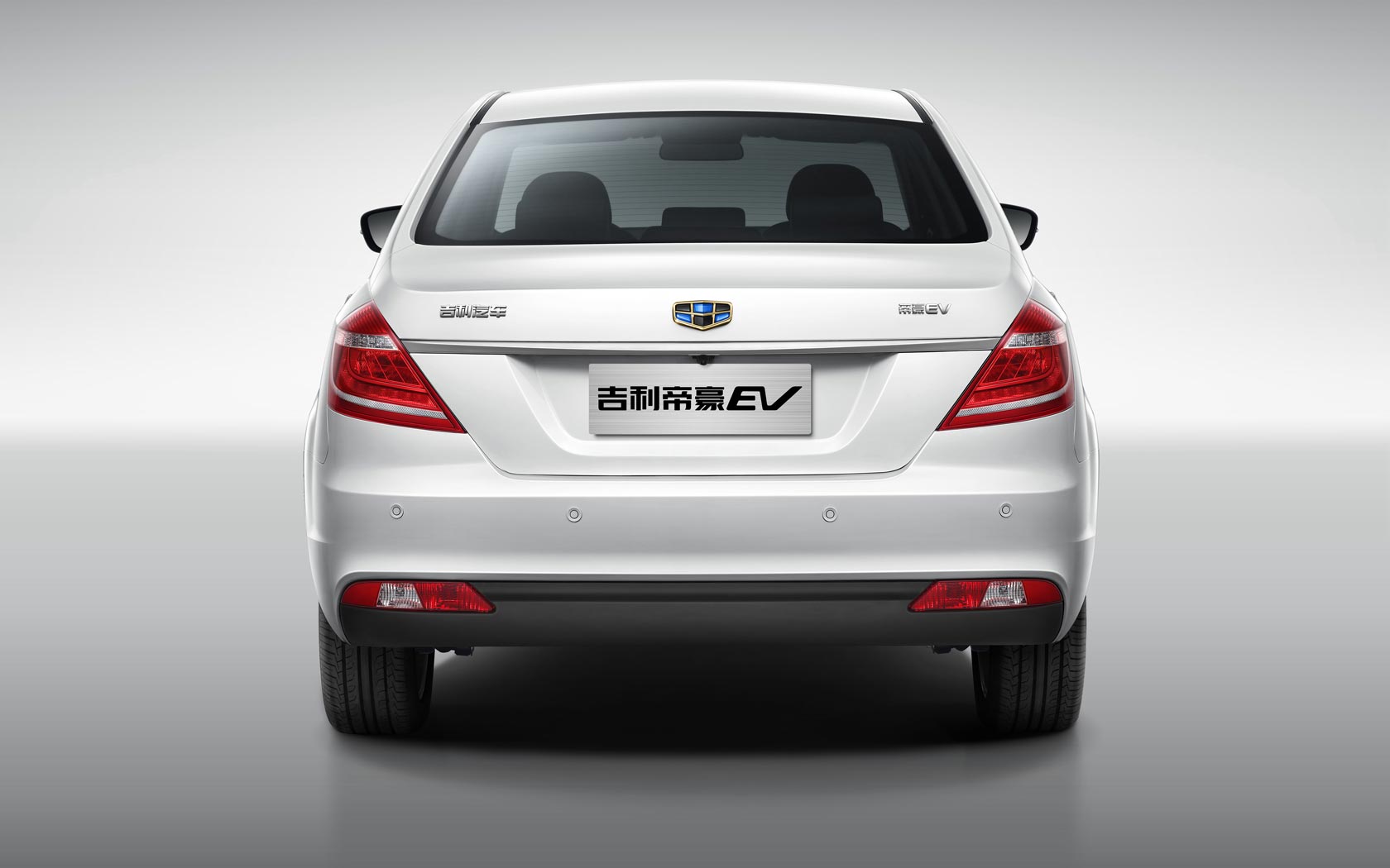 Geely Emgrand 2015