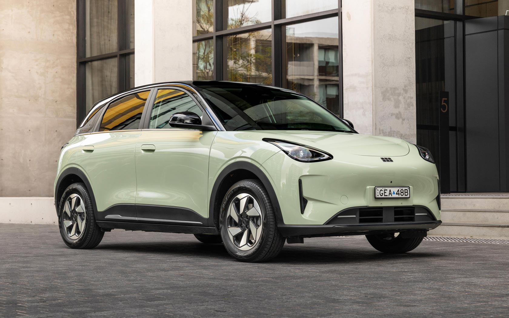 ���� Geely EX2 