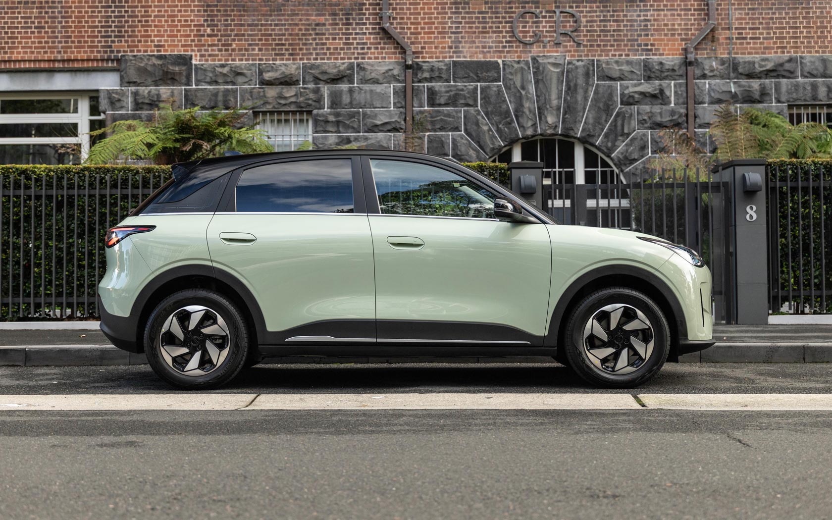 ���� Geely EX2 
