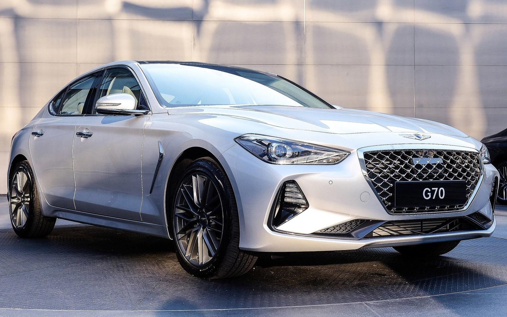 Hyundai Genesis 2019 g70
