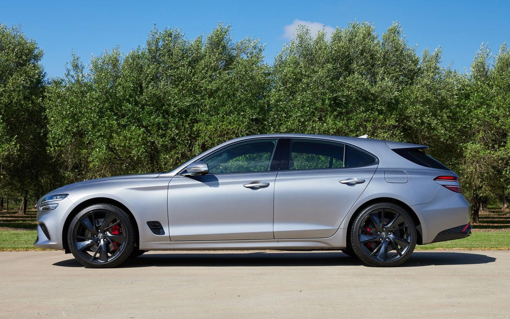  Genesis G70 Shooting Brake 