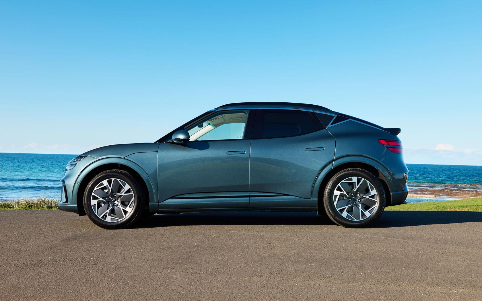 ���� Genesis GV60 