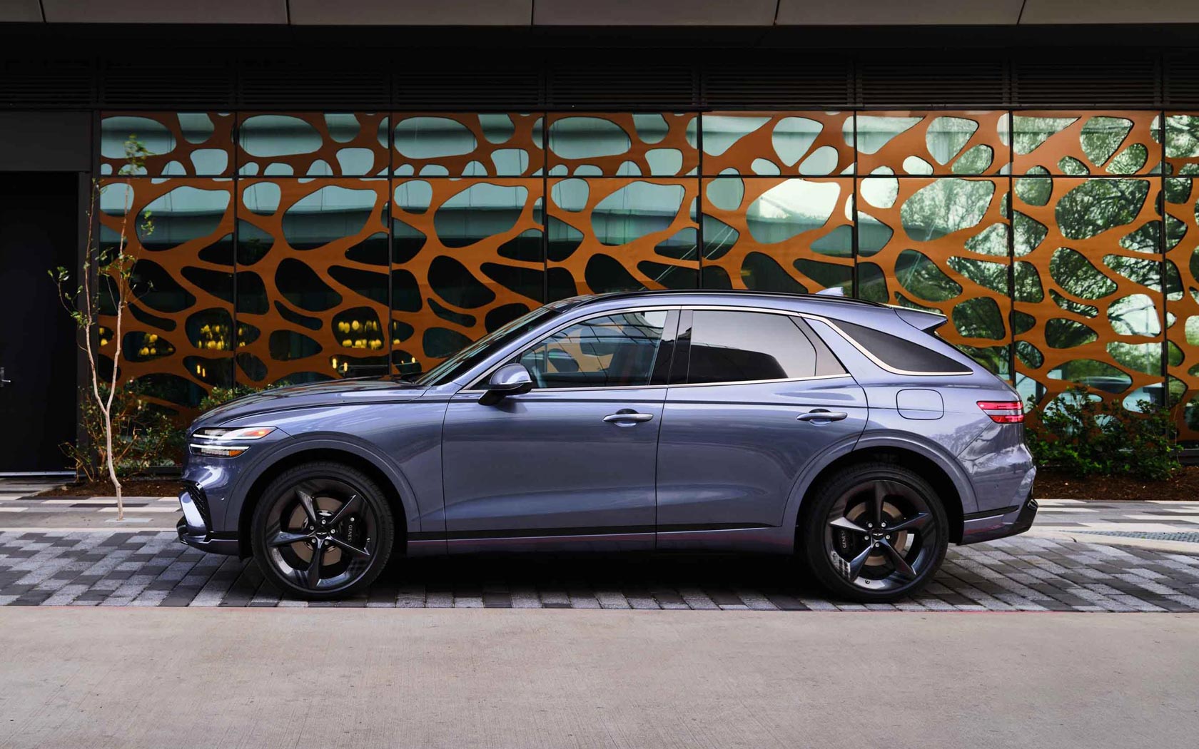  Genesis GV70 