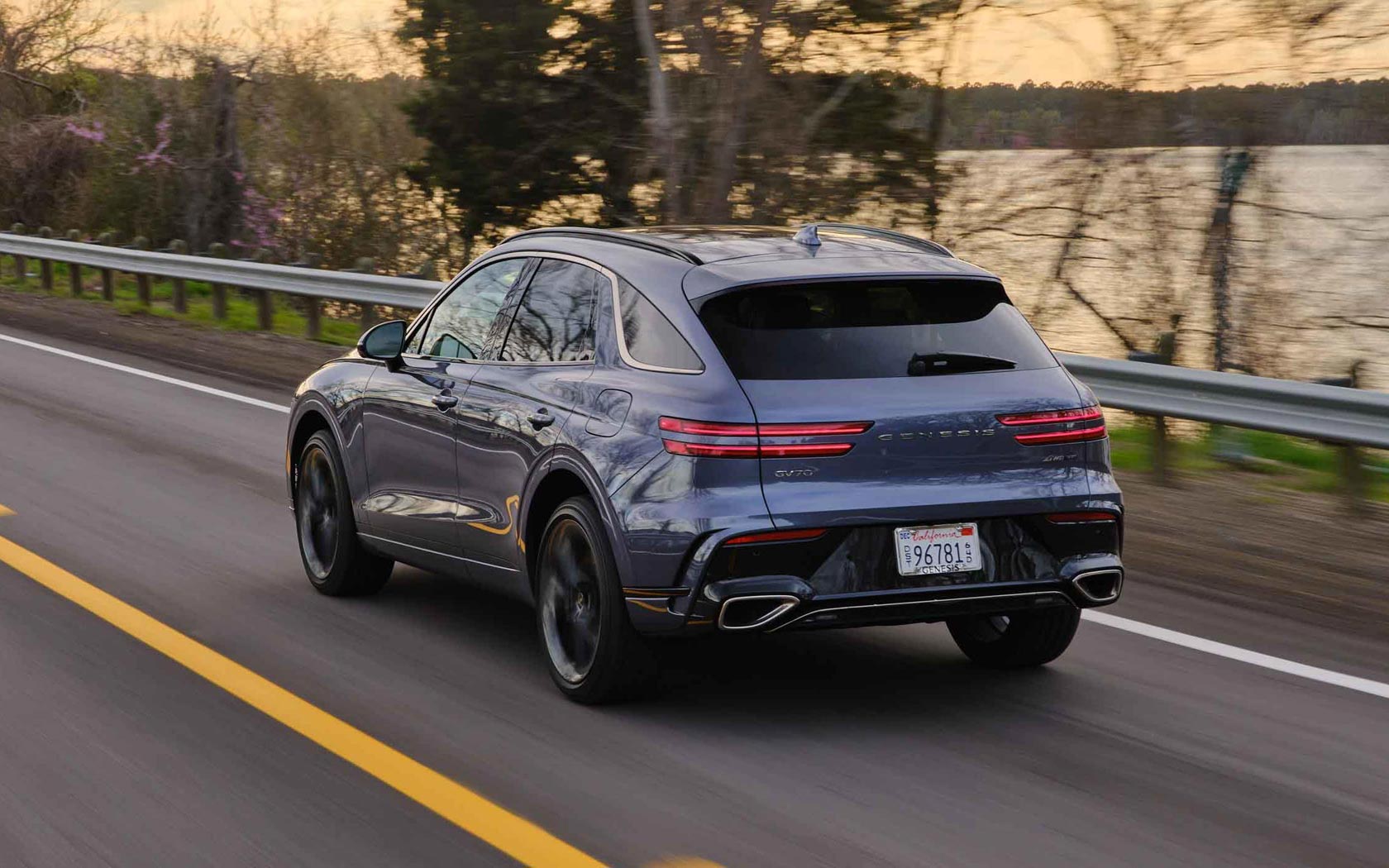  Genesis GV70 